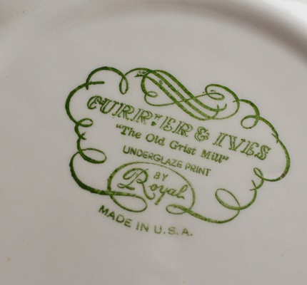 Royal China "Currier & Ives, Blue" Dinnerware