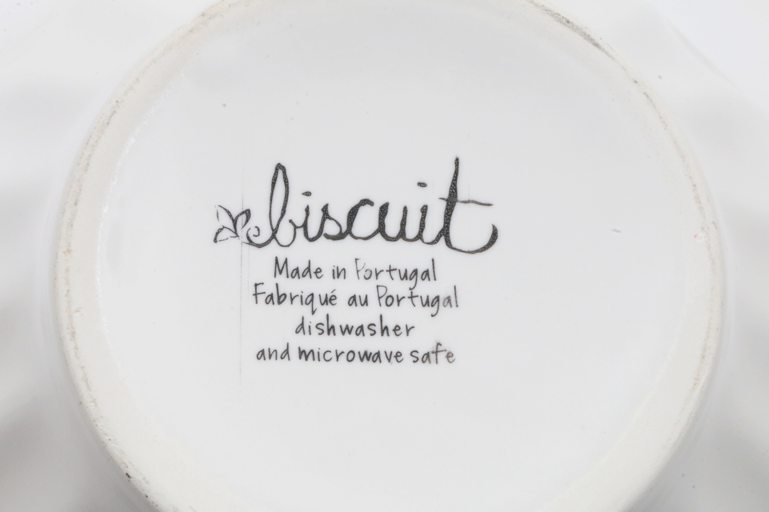 Ten "Biscuit" Latte Bowls from Portugal and Six Linen Table Runners