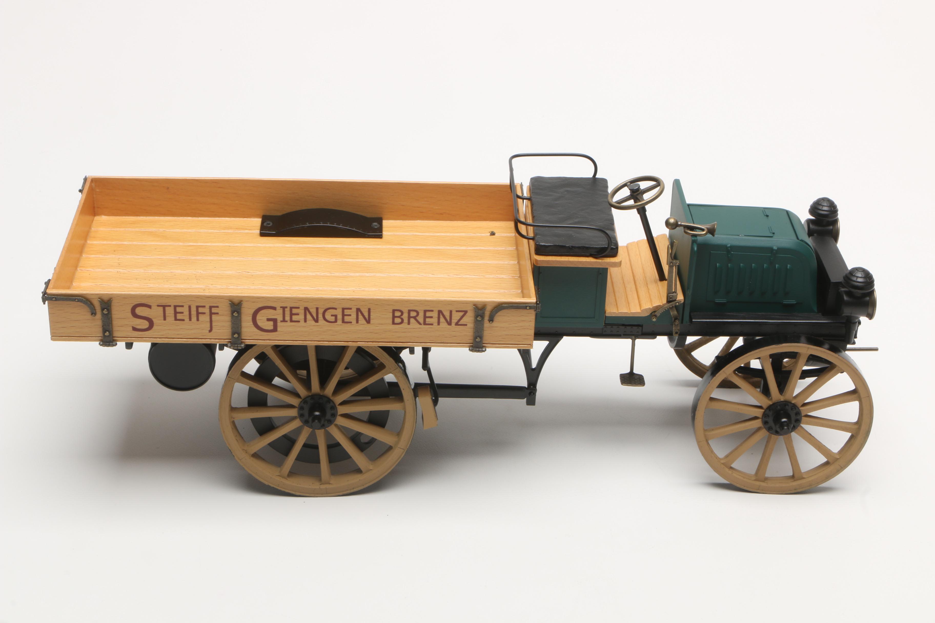 2003 Steiff Limited Edition Delivery Cart with Teddy Bears