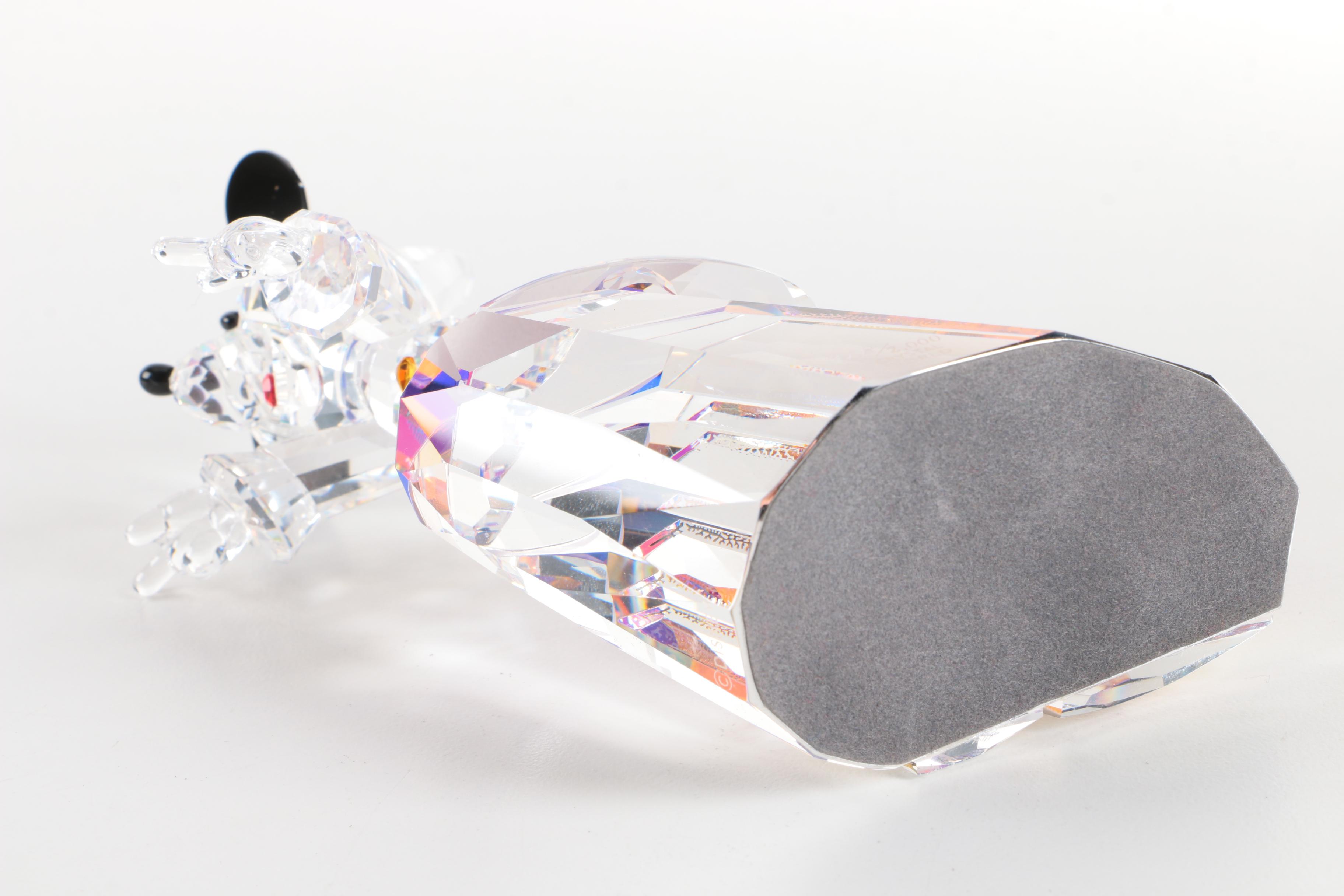 Crystal World "Disney Showcase Collection" Mickey Mouse Sorcerer Figurine