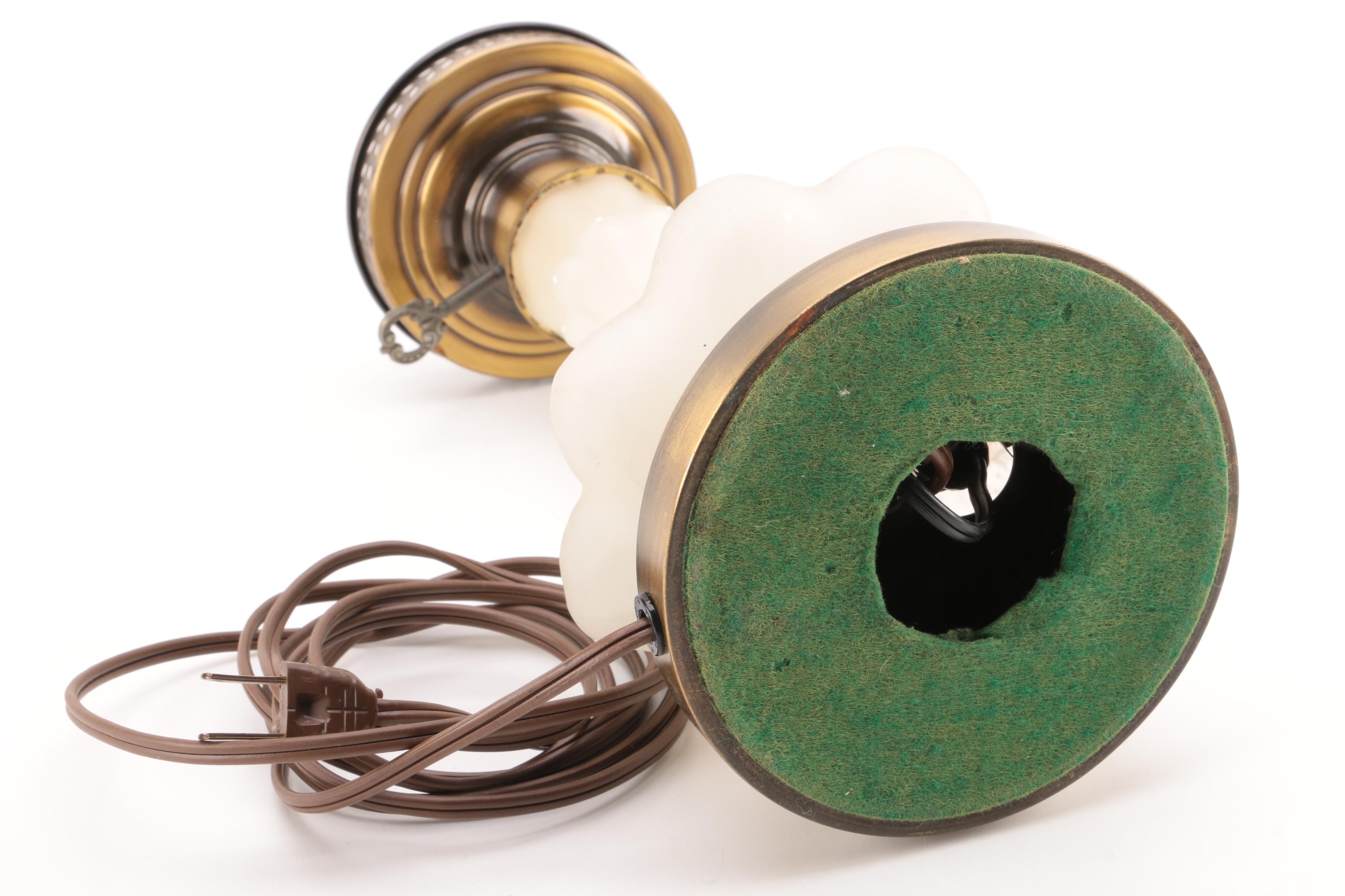 Vintage Frosted Glass Accent Lamp