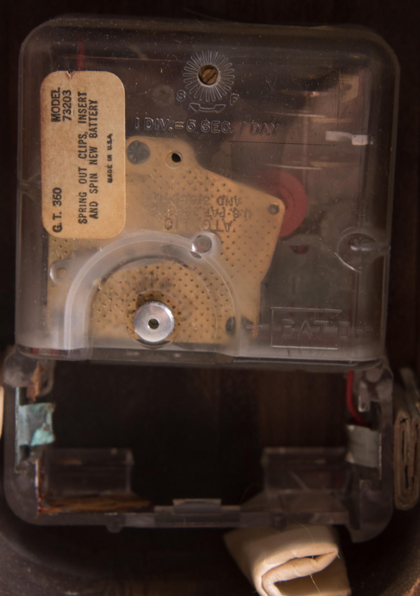 Seth Thomas "Butcher Block Square" Wall Clock