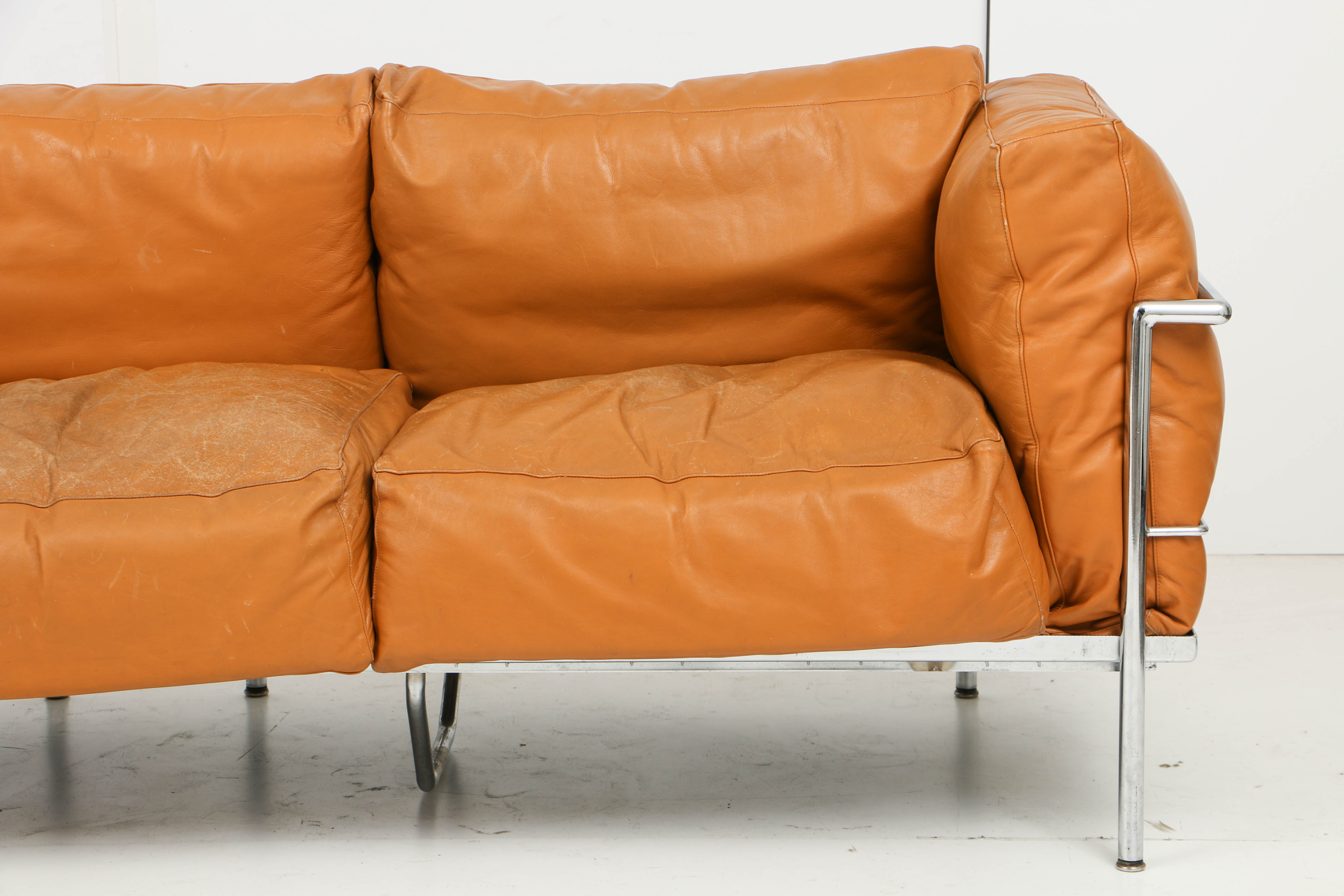 Le Corbusier Orange Leather and Chrome Sofa