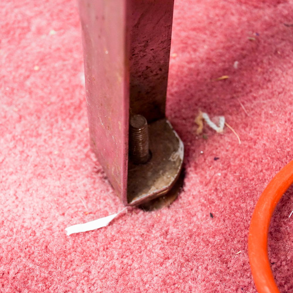 Sonic "Super Straight" Pinball Machine