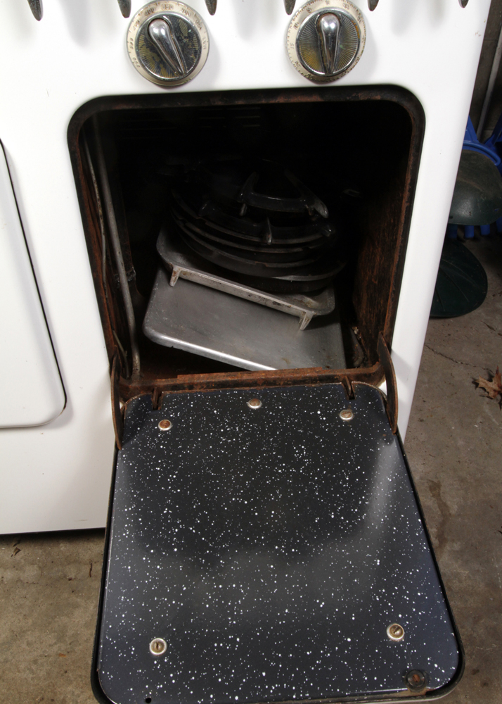 1950s Chambers "C" Model Gas Range Stove