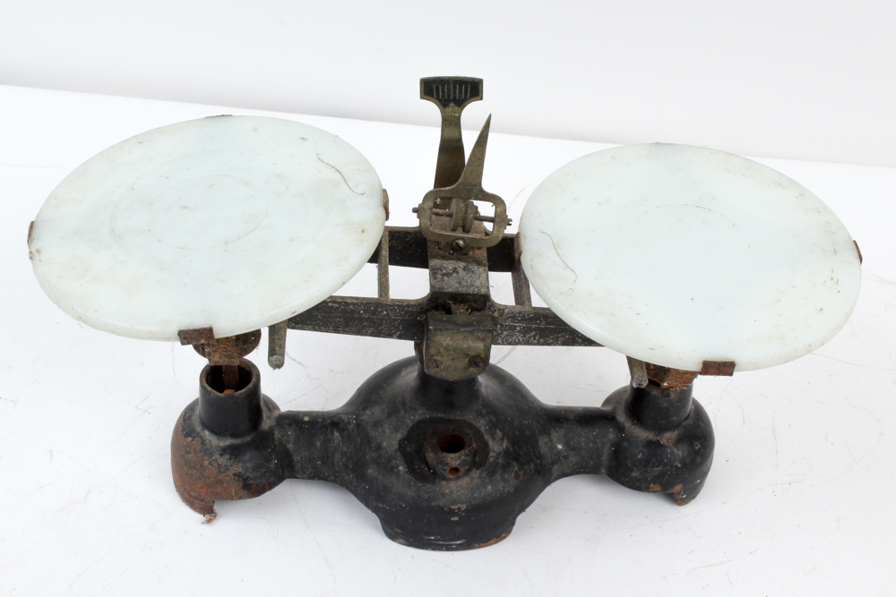 Equal Arm Balance Scale