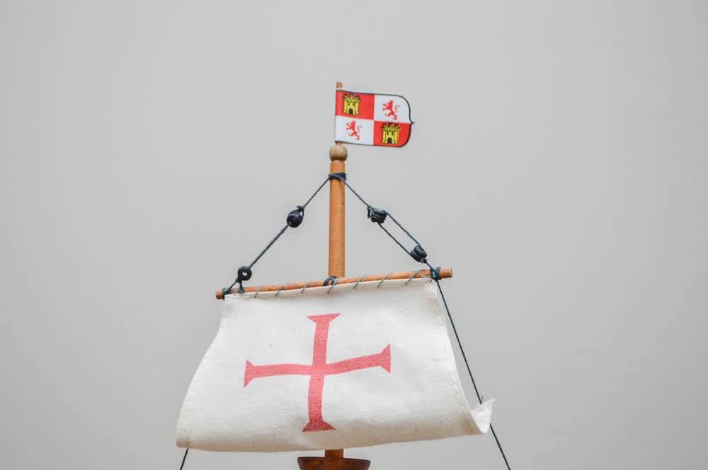 São José Model Ship and Silver Coin from Shipwreck