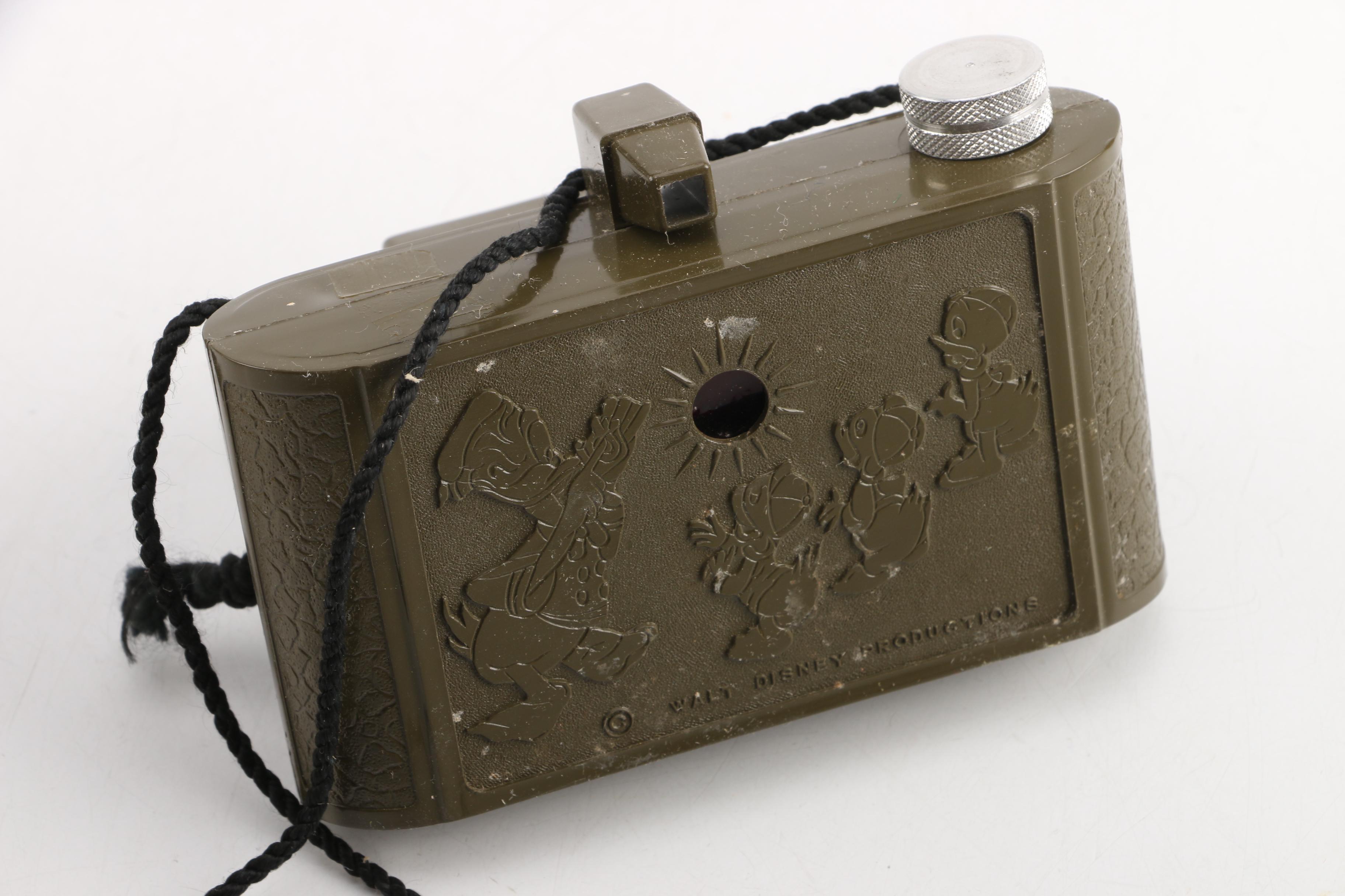 Vintage Donald Duck Camera In Original Box