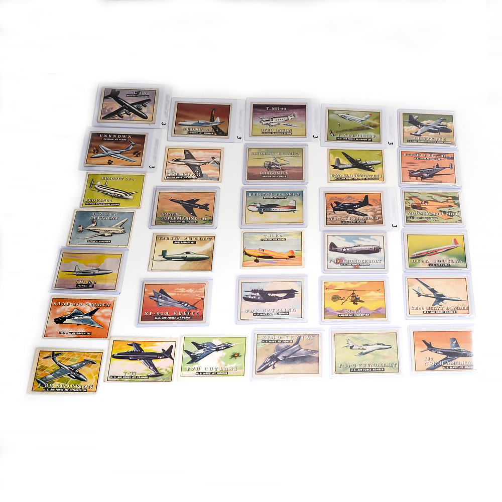 Thirty-Two 1952 Topps "Friend Or Foe Wings" Identification Trading Cards