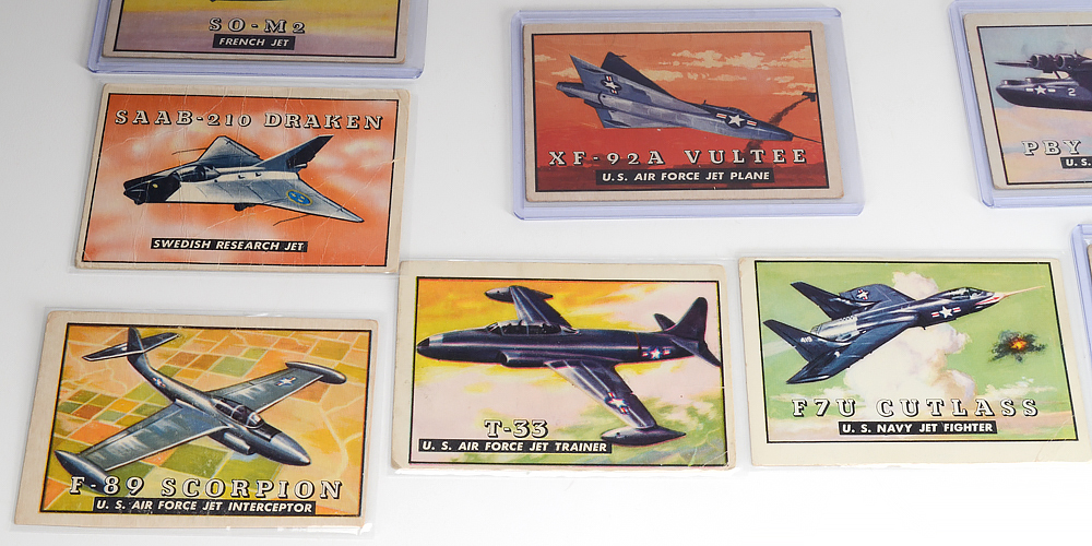 Thirty-Two 1952 Topps "Friend Or Foe Wings" Identification Trading Cards