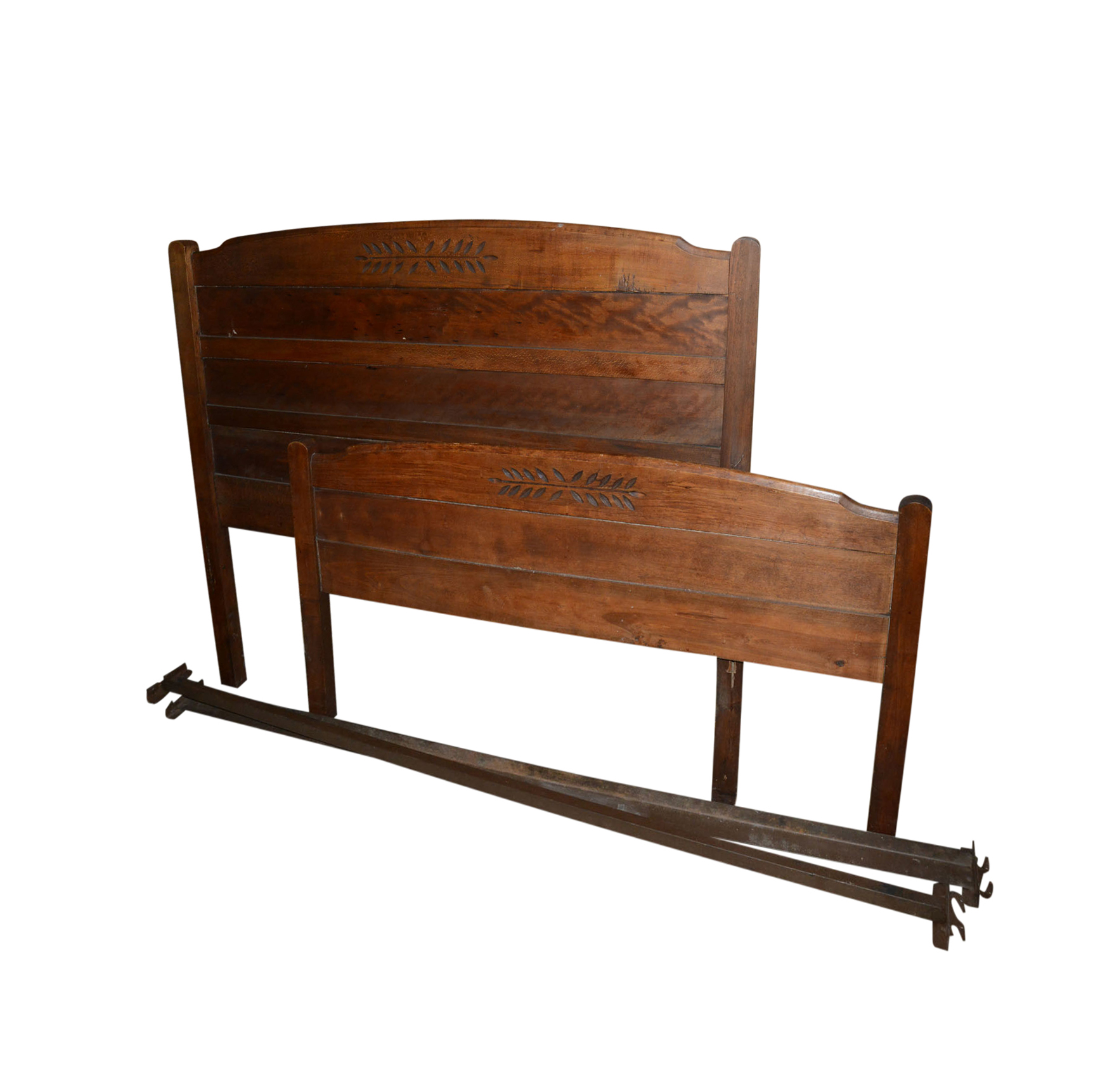 Vintage Country Style Carved Pine Bed