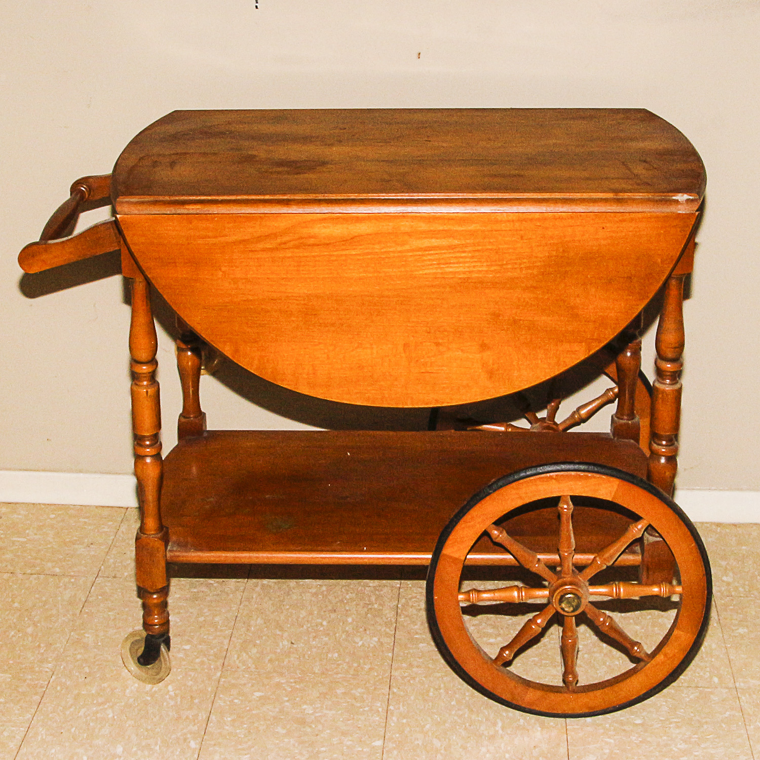 Woven Wicker Trunk with Metal Base