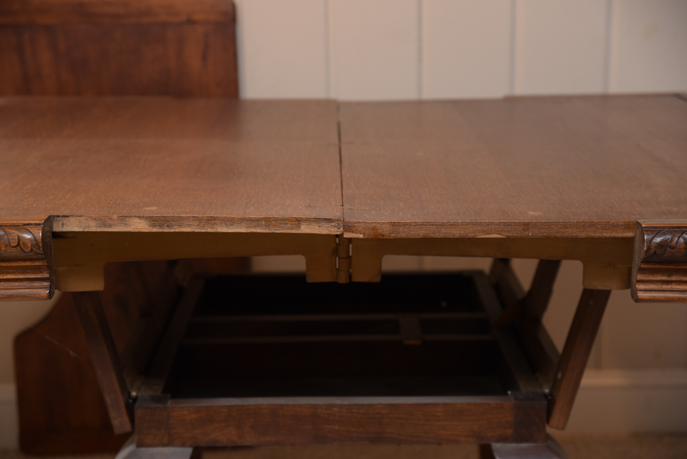 Vintage Oak Expanding Dining Table