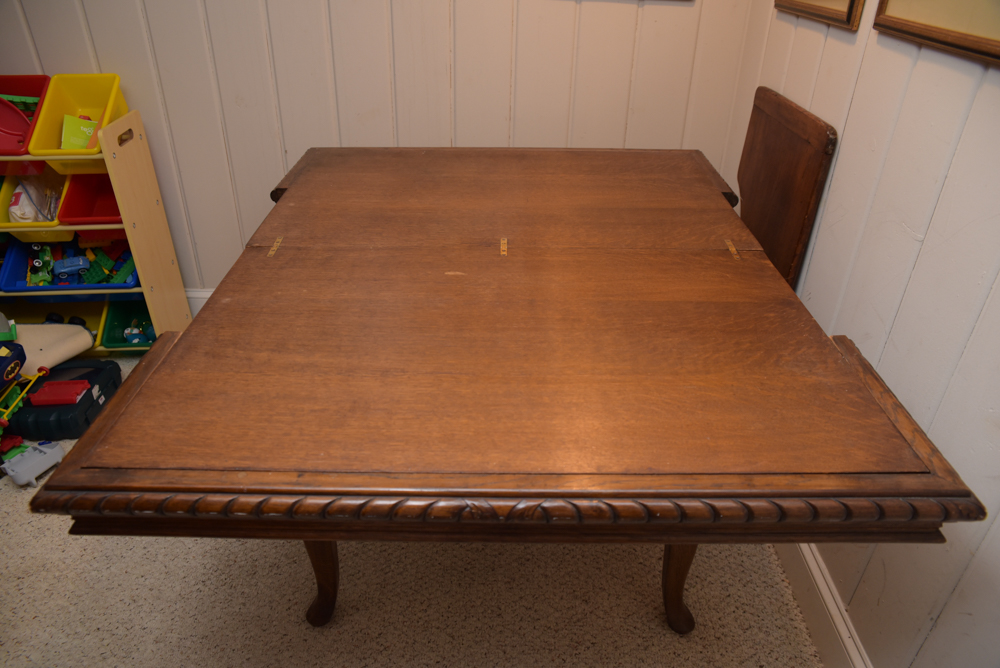 Vintage Oak Expanding Dining Table