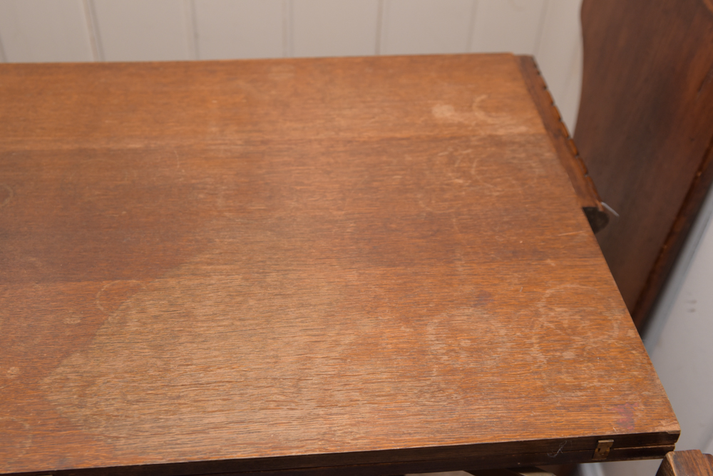 Vintage Oak Expanding Dining Table