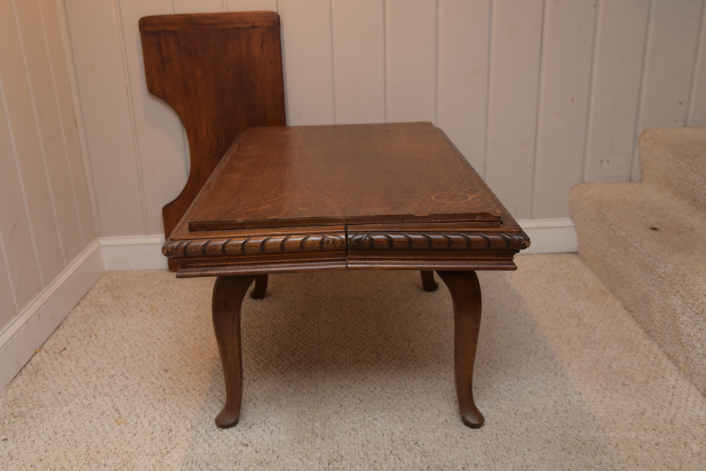 Vintage Oak Expanding Dining Table