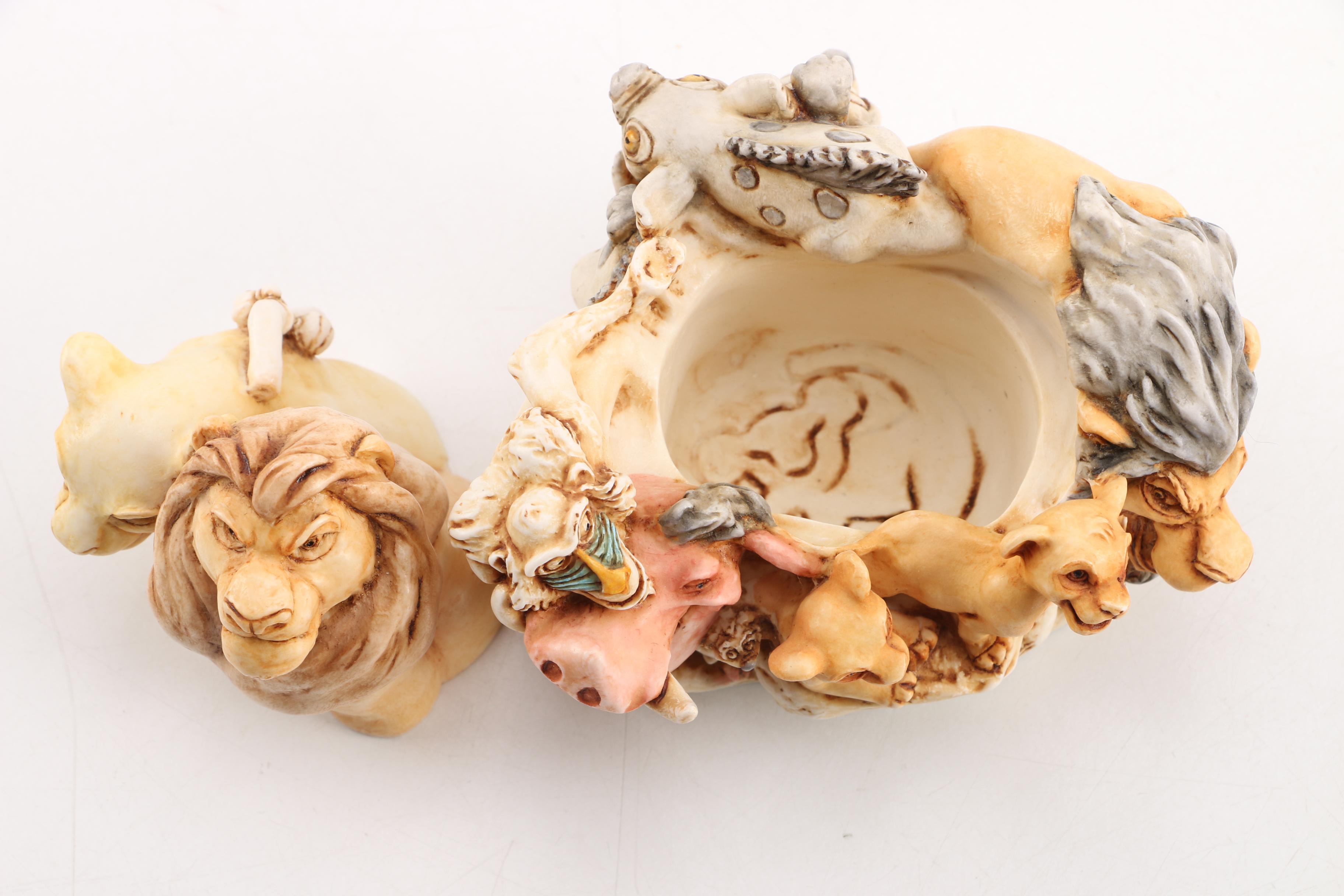 2002 Walt Disney Gallery Harmony Kingdom Hollow Box Figurines