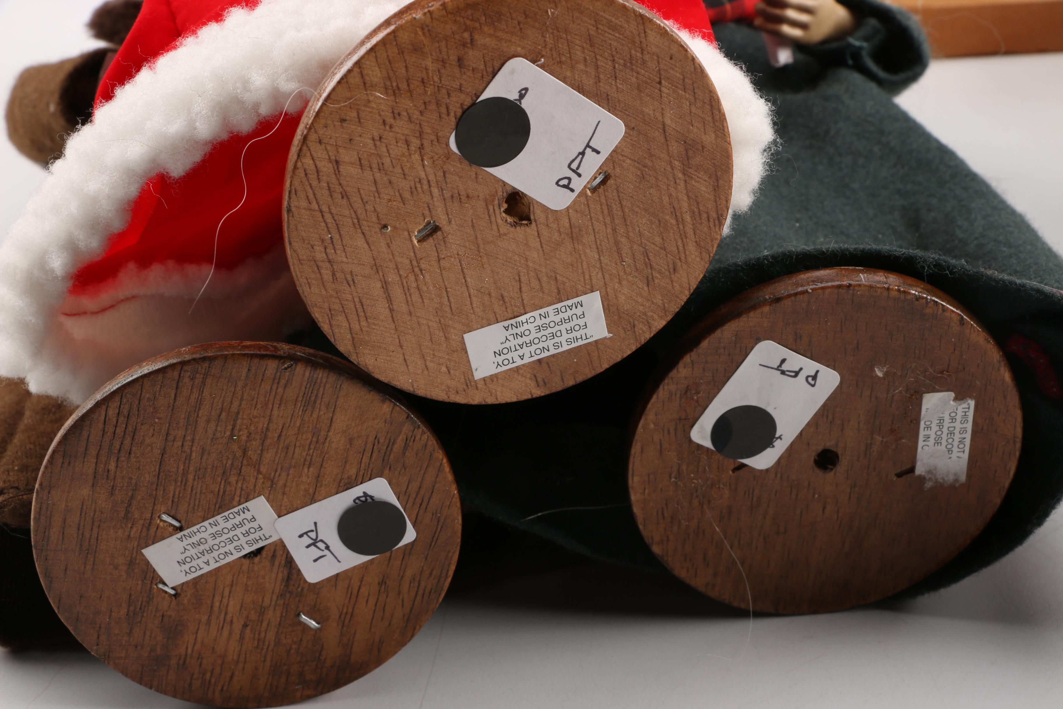 Victorian Carolers Figurines