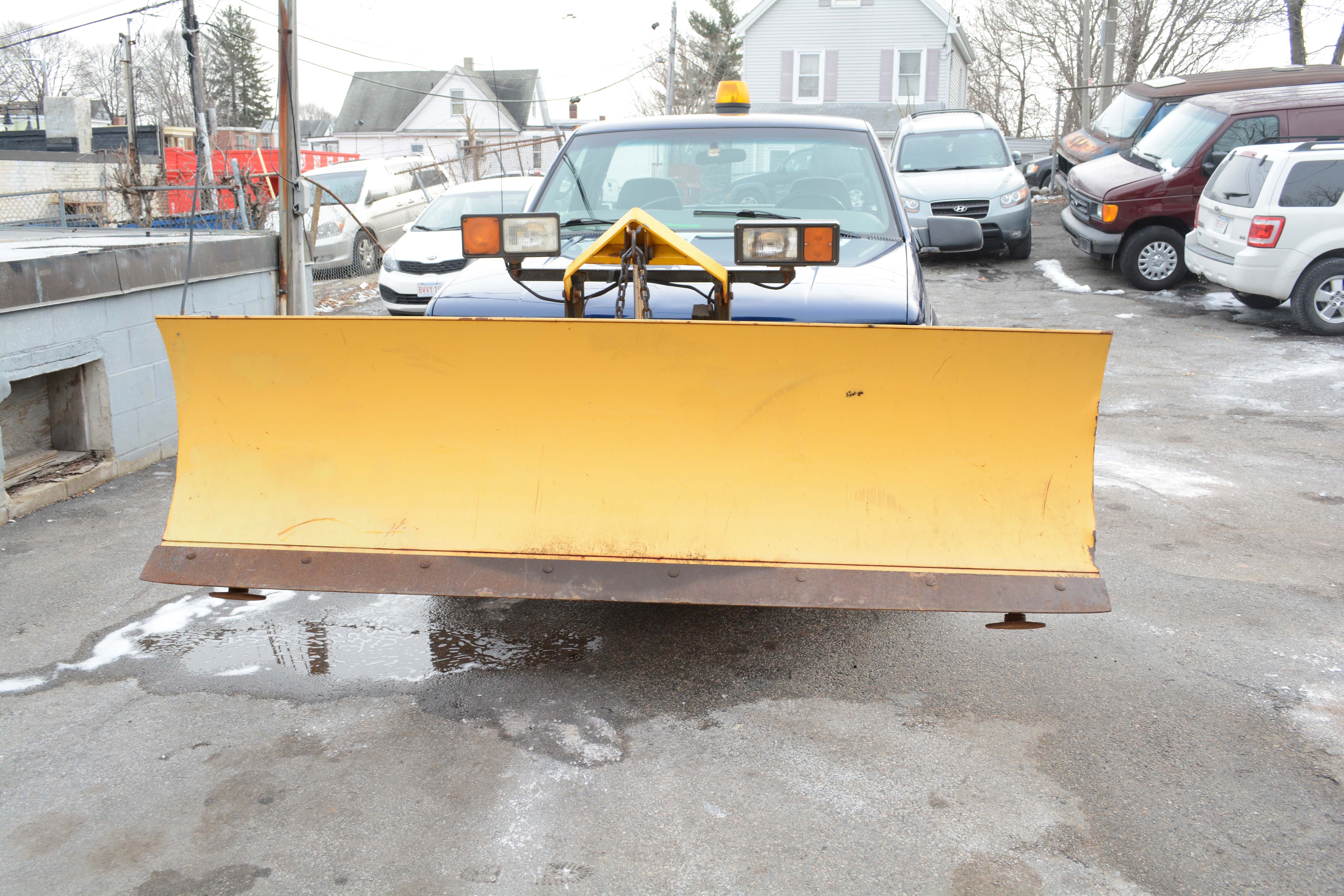 2000 Chevrolet Silverado 2500 4x4 with Fisher Plow