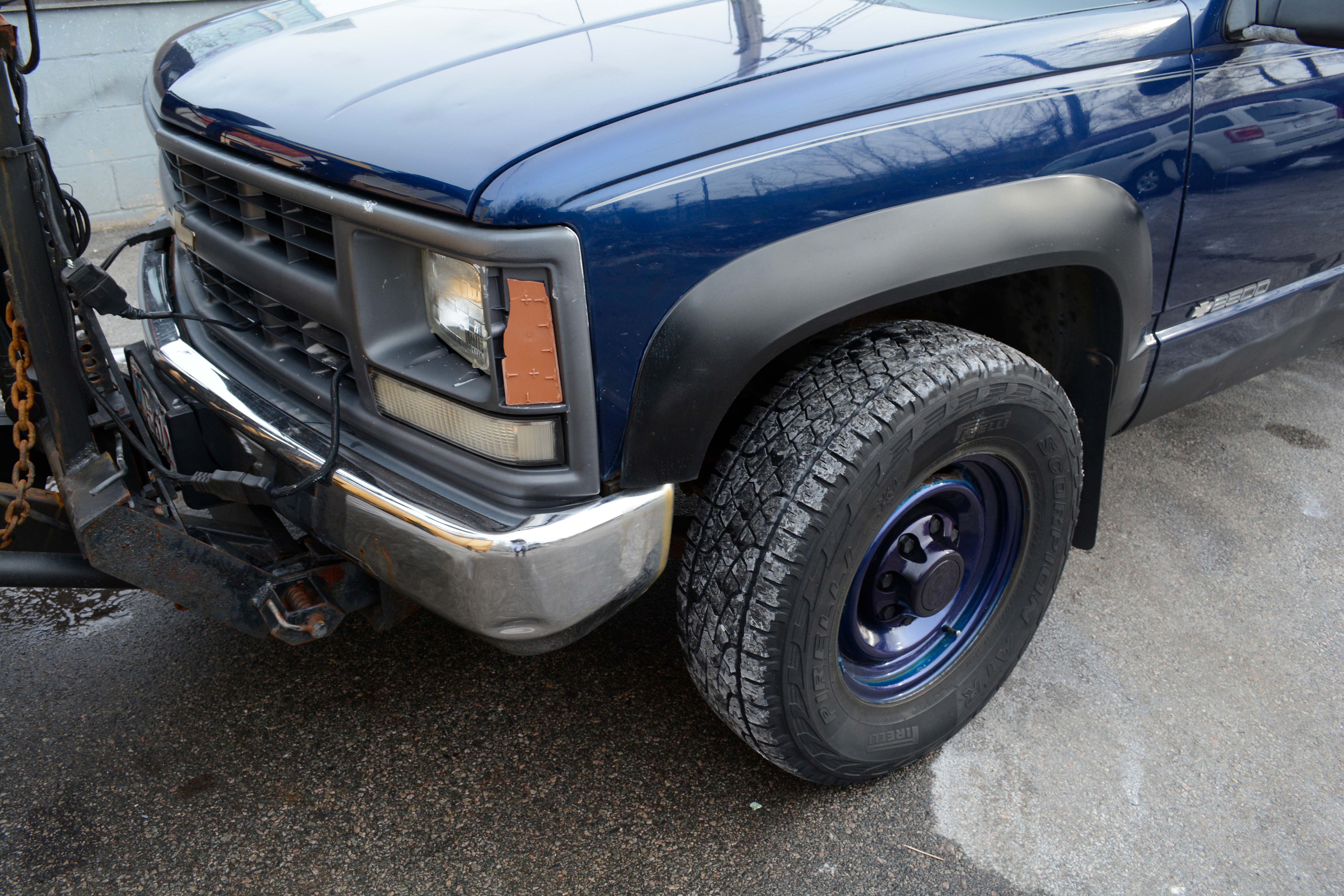 2000 Chevrolet Silverado 2500 4x4 with Fisher Plow