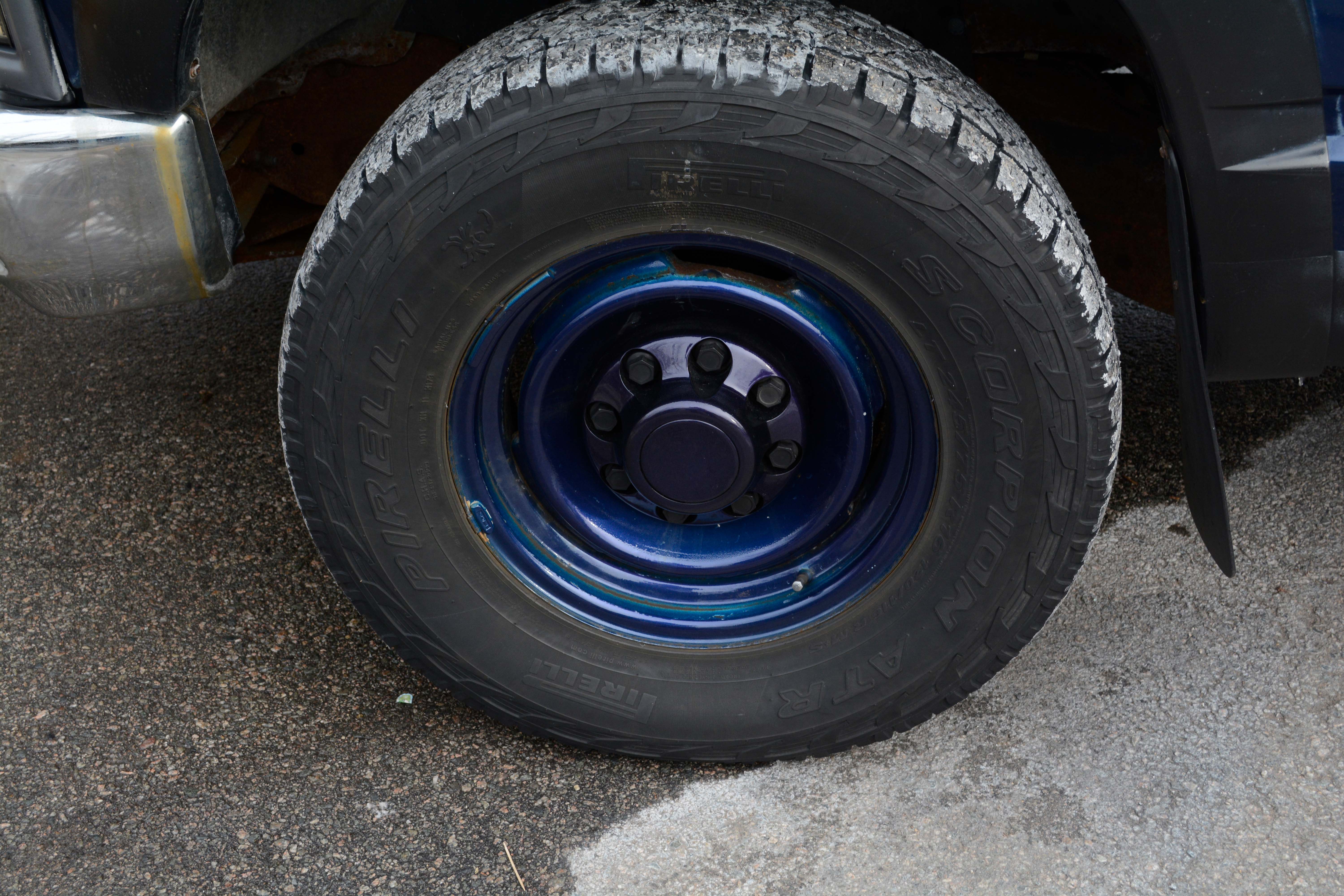 2000 Chevrolet Silverado 2500 4x4 with Fisher Plow