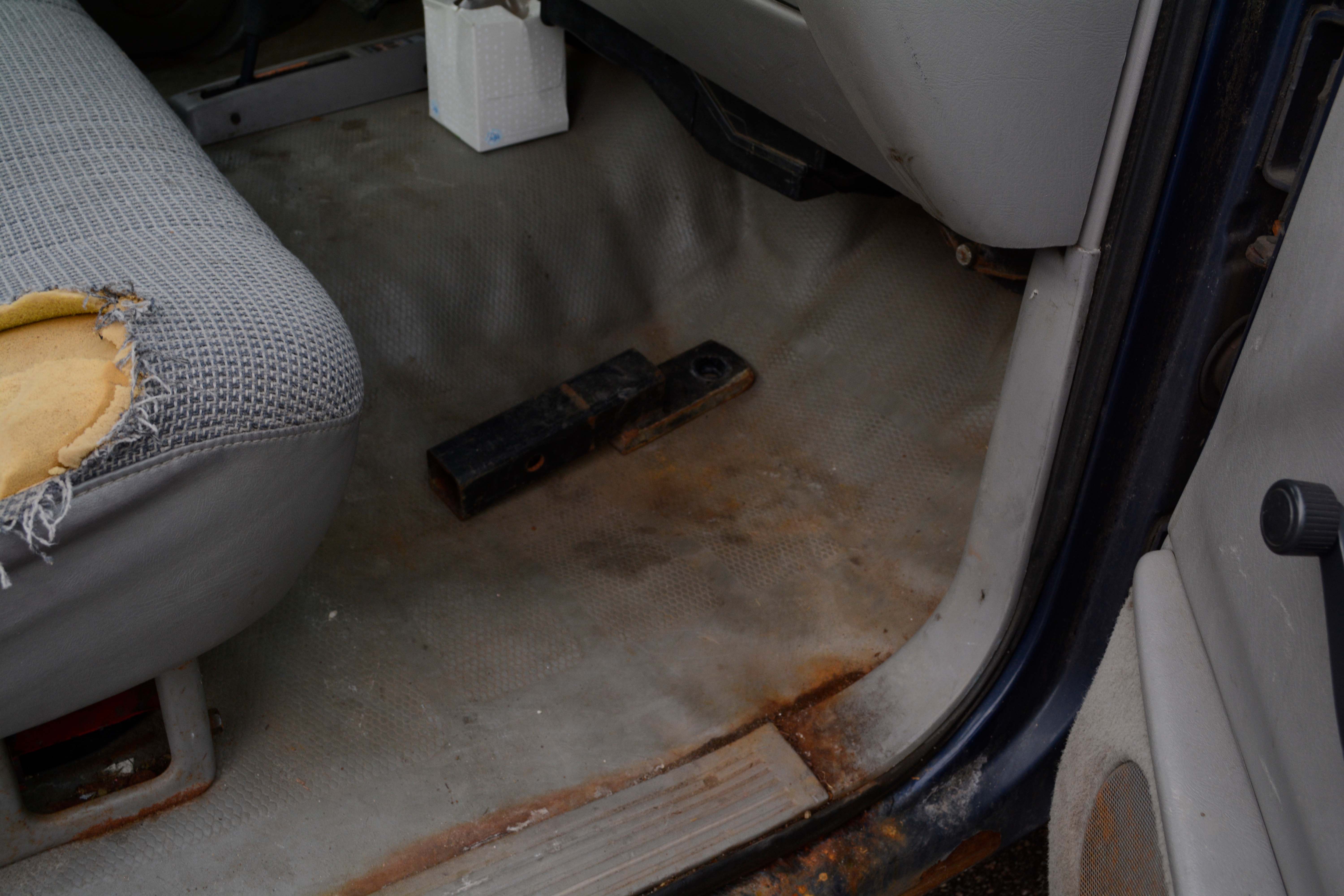 2000 Chevrolet Silverado 2500 4x4 with Fisher Plow