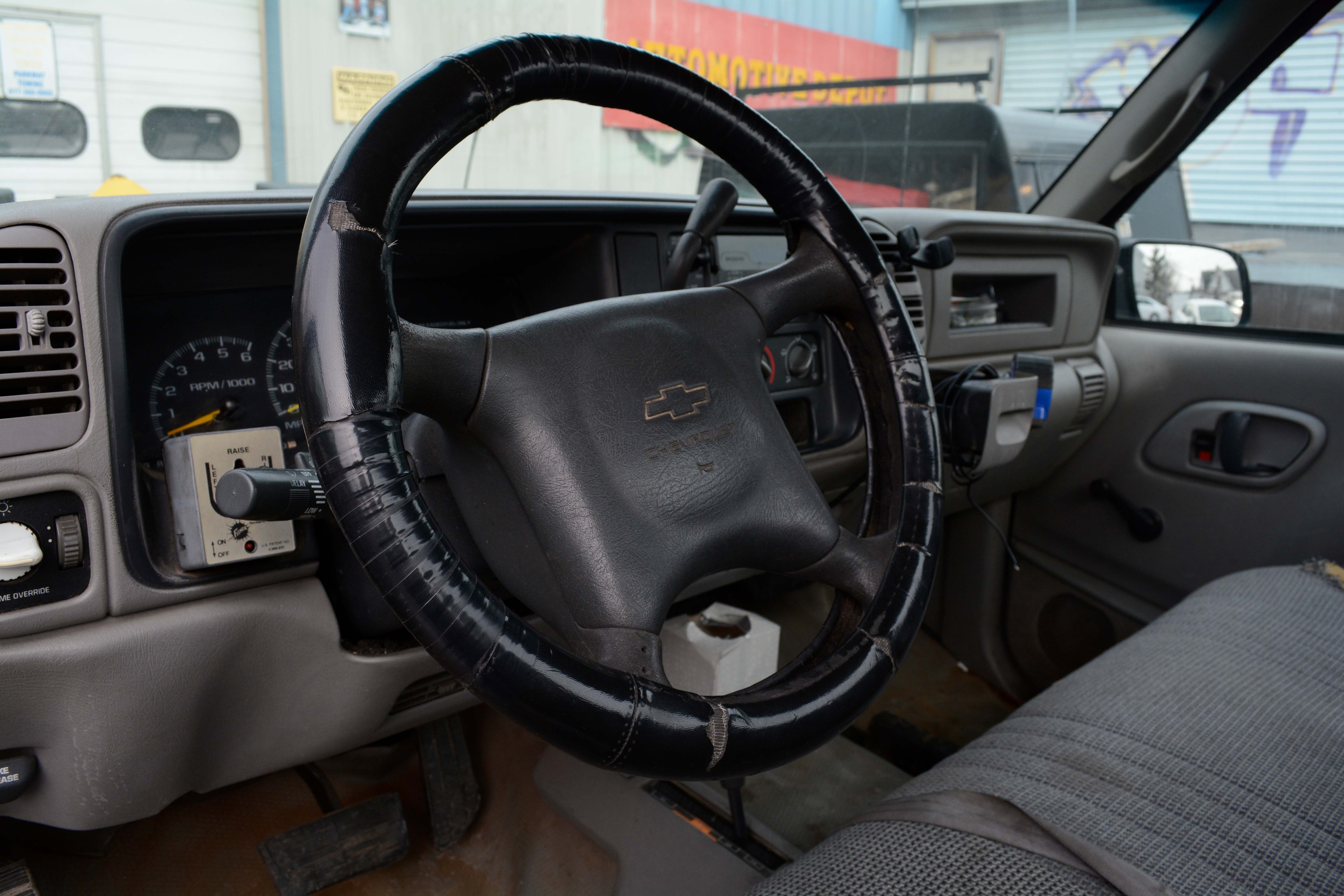 2000 Chevrolet Silverado 2500 4x4 with Fisher Plow