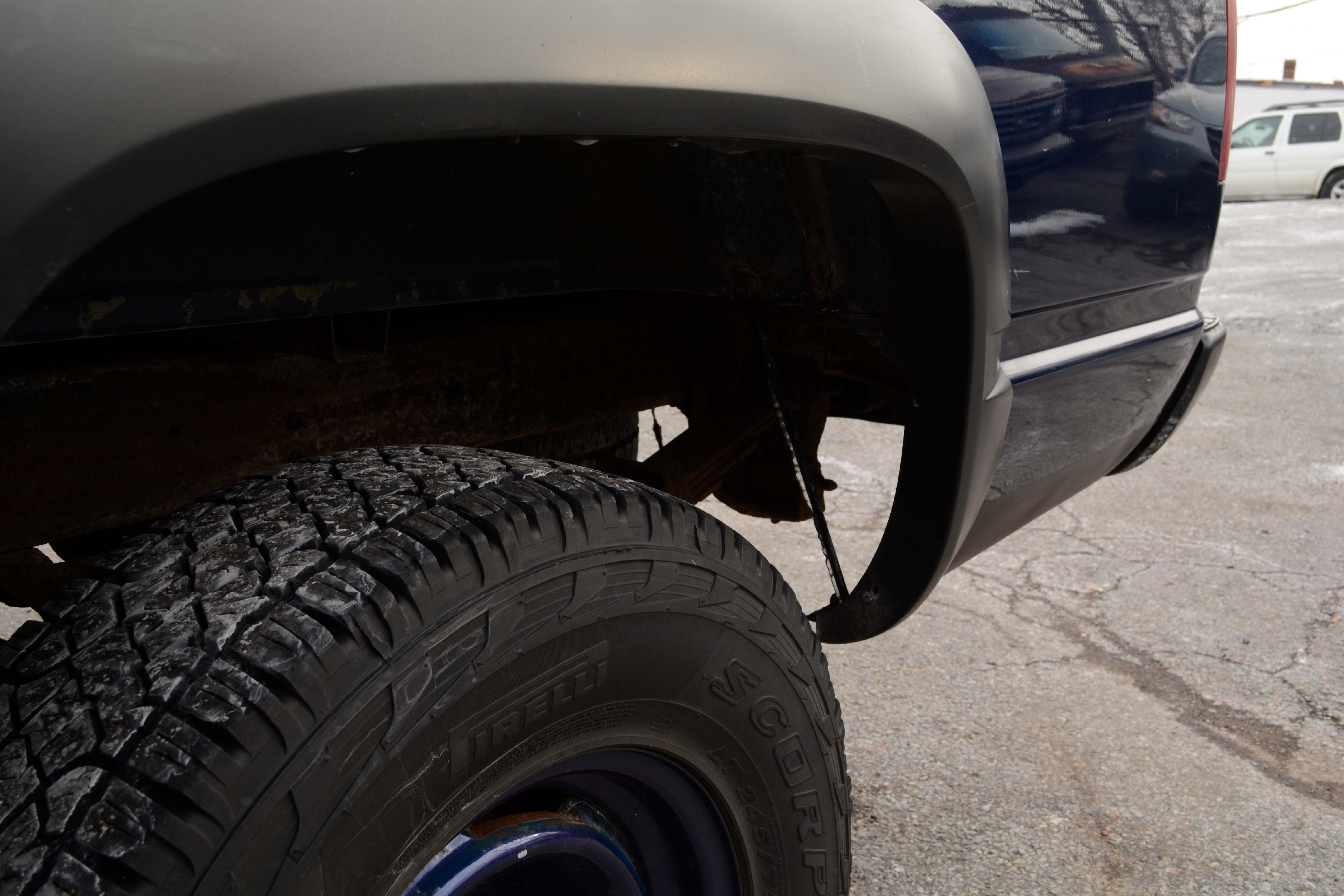 2000 Chevrolet Silverado 2500 4x4 with Fisher Plow