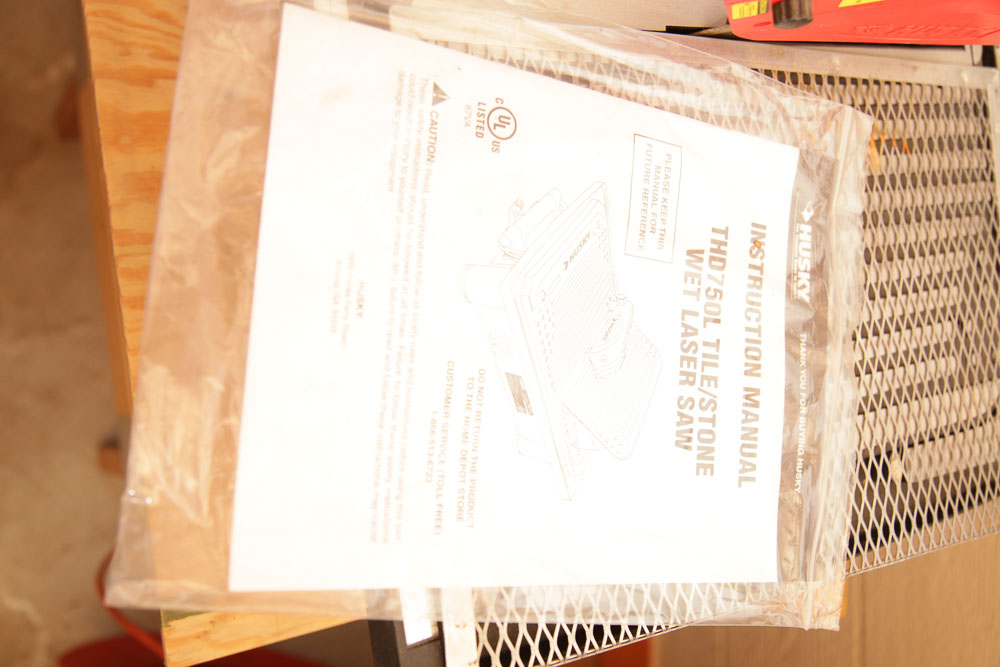 Husky THD750L Tile and Stone Wet Laser Saw