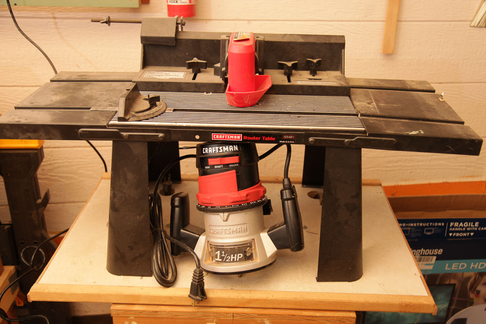 Craftsman Router Table and Router