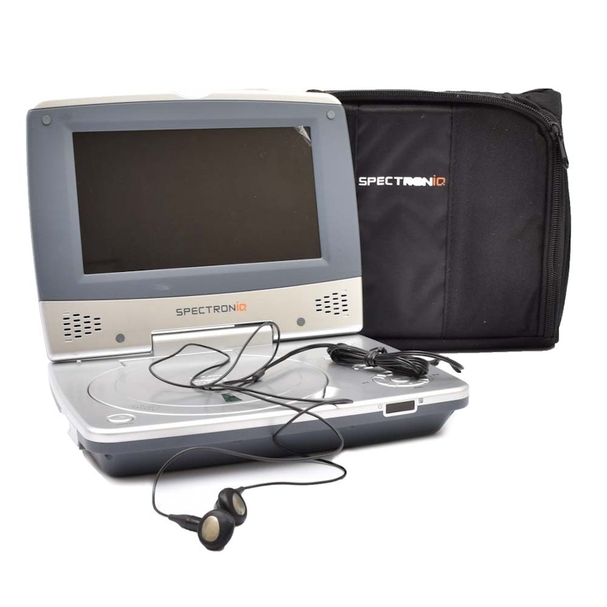 Spectroniq PDV-700 Portable DVD Player