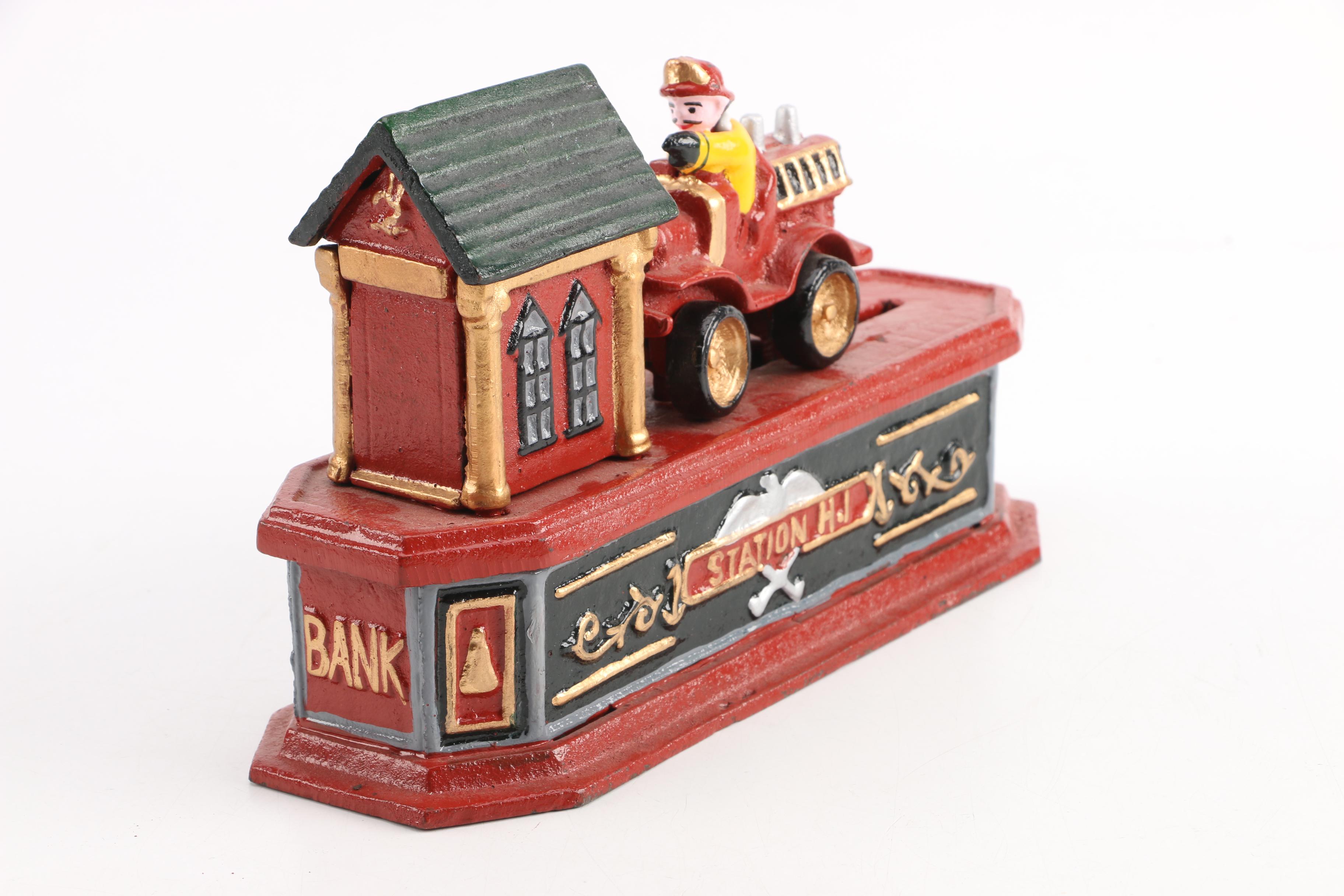 Vintage Cast Iron Fire Engine Mechanical Bank