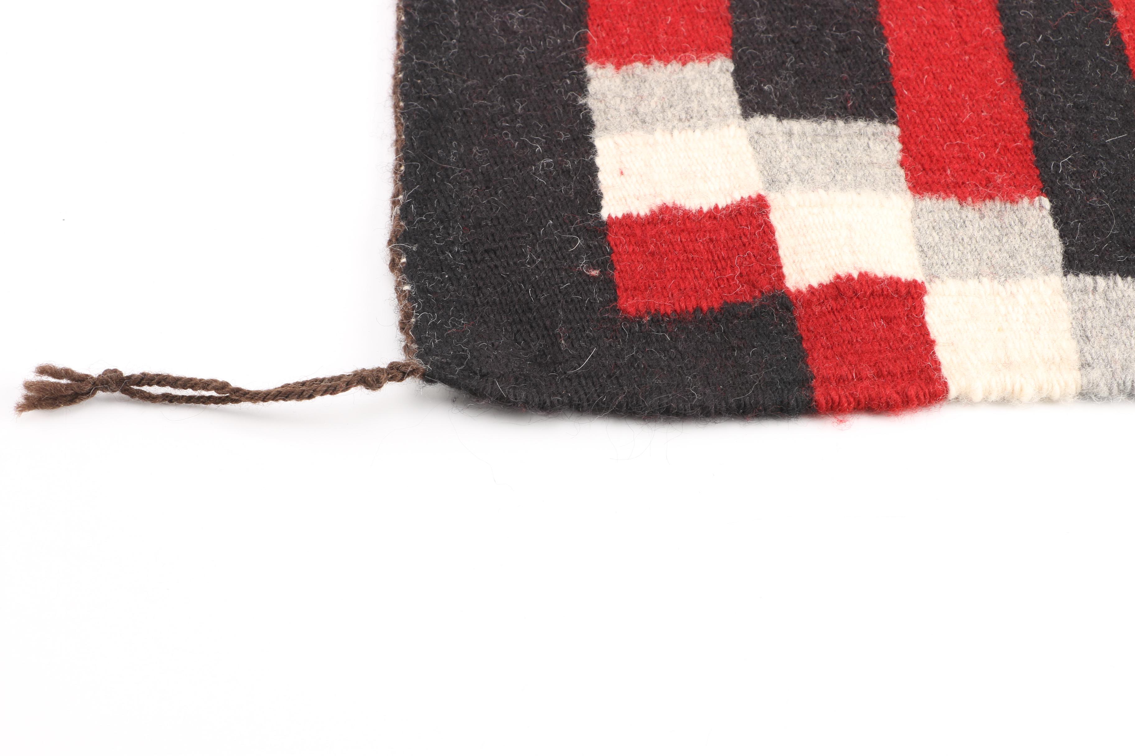 Handwoven Mexican Wool Accent Rug, Navajo Pattern