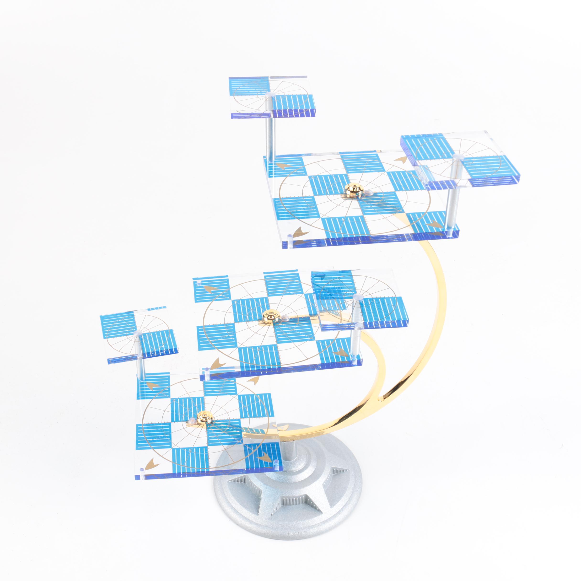 Franklin Mint Official Star Trek Tridimensional Chess Set