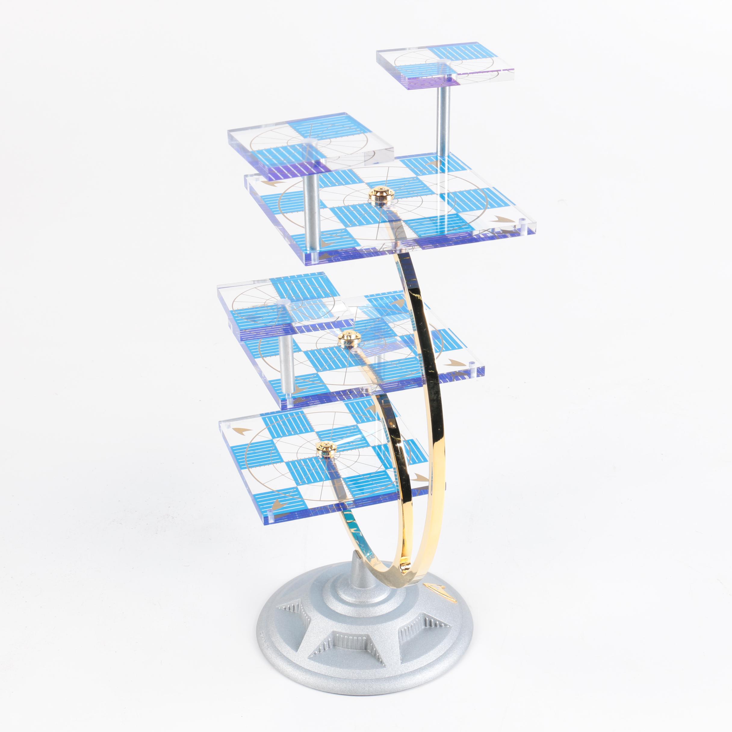 Franklin Mint Official Star Trek Tridimensional Chess Set