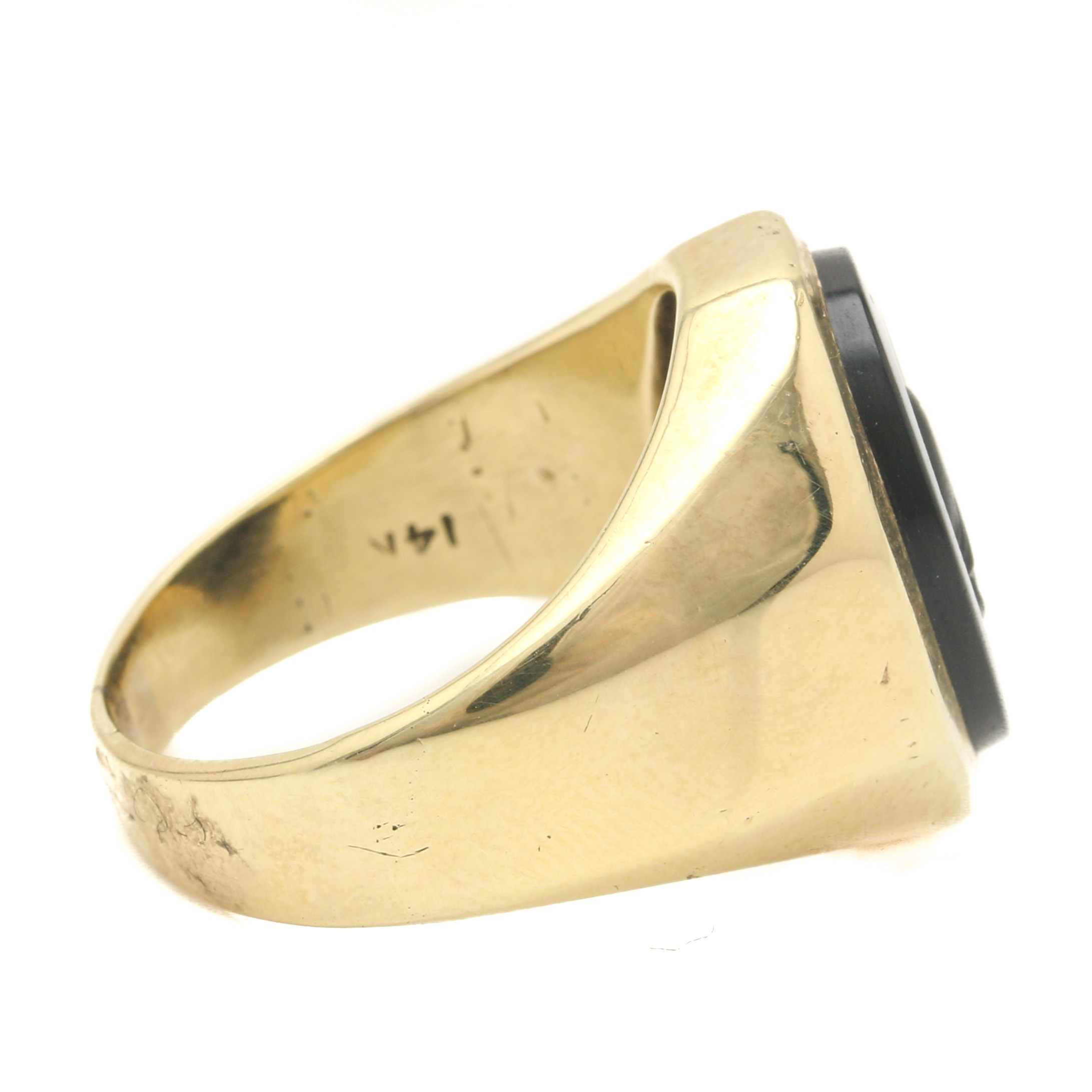 Vintage 14K Yellow Gold Black Onyx Ring