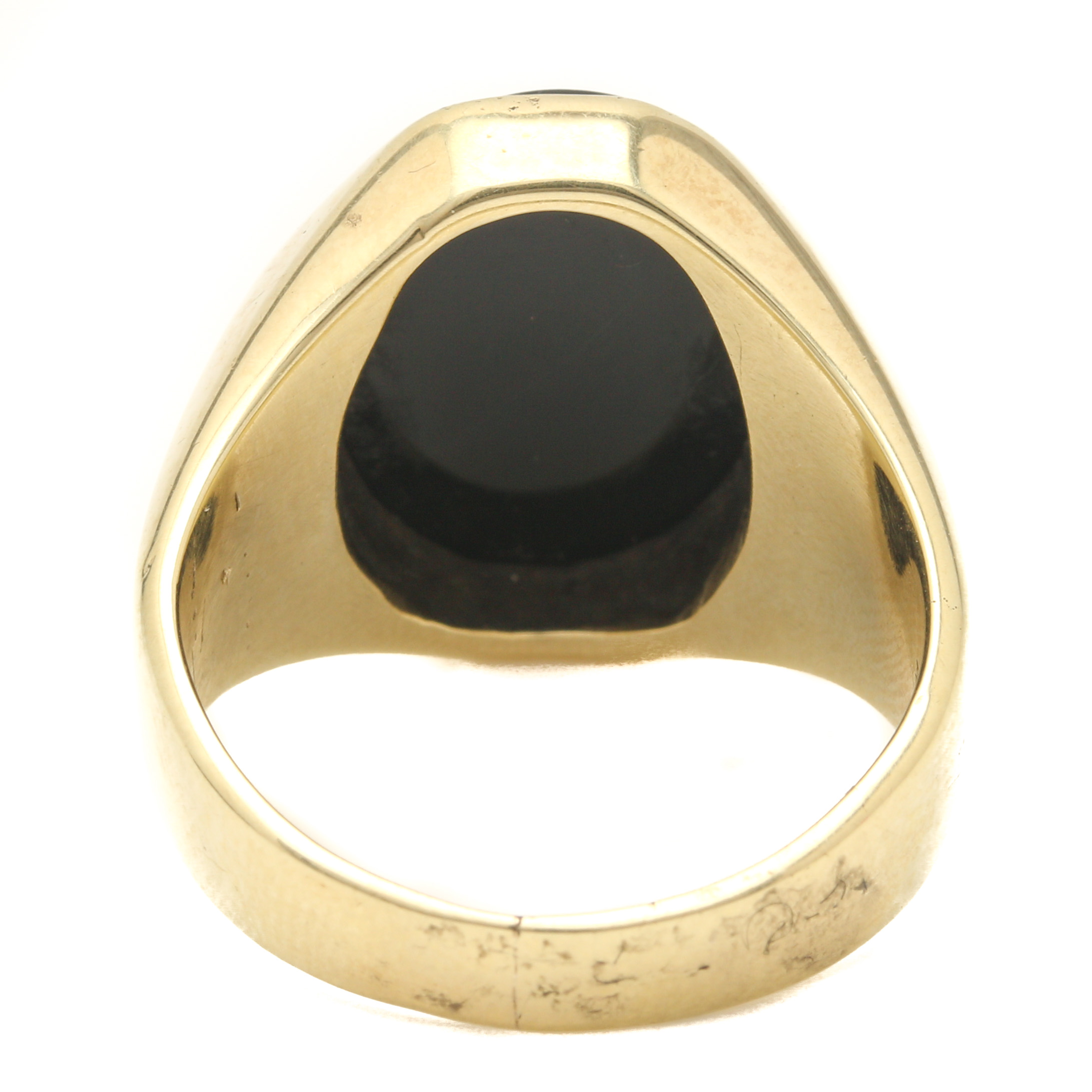 Vintage 14K Yellow Gold Black Onyx Ring