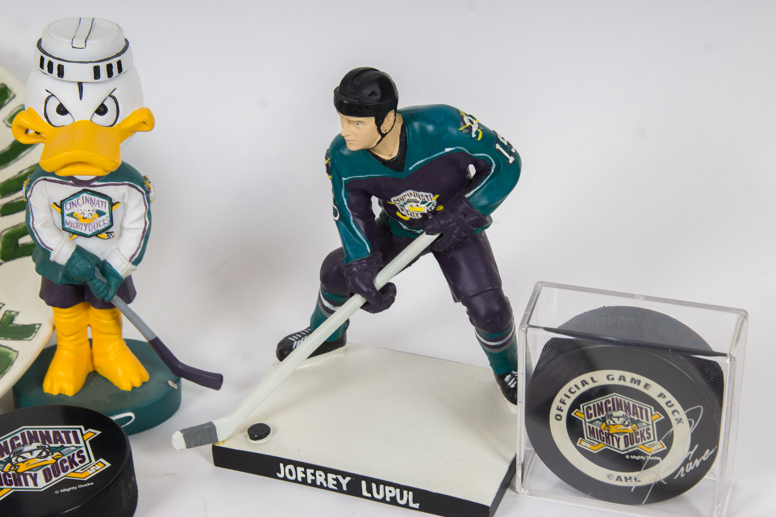 Cincinnati Mighty Ducks Memorabilia and Signed Items