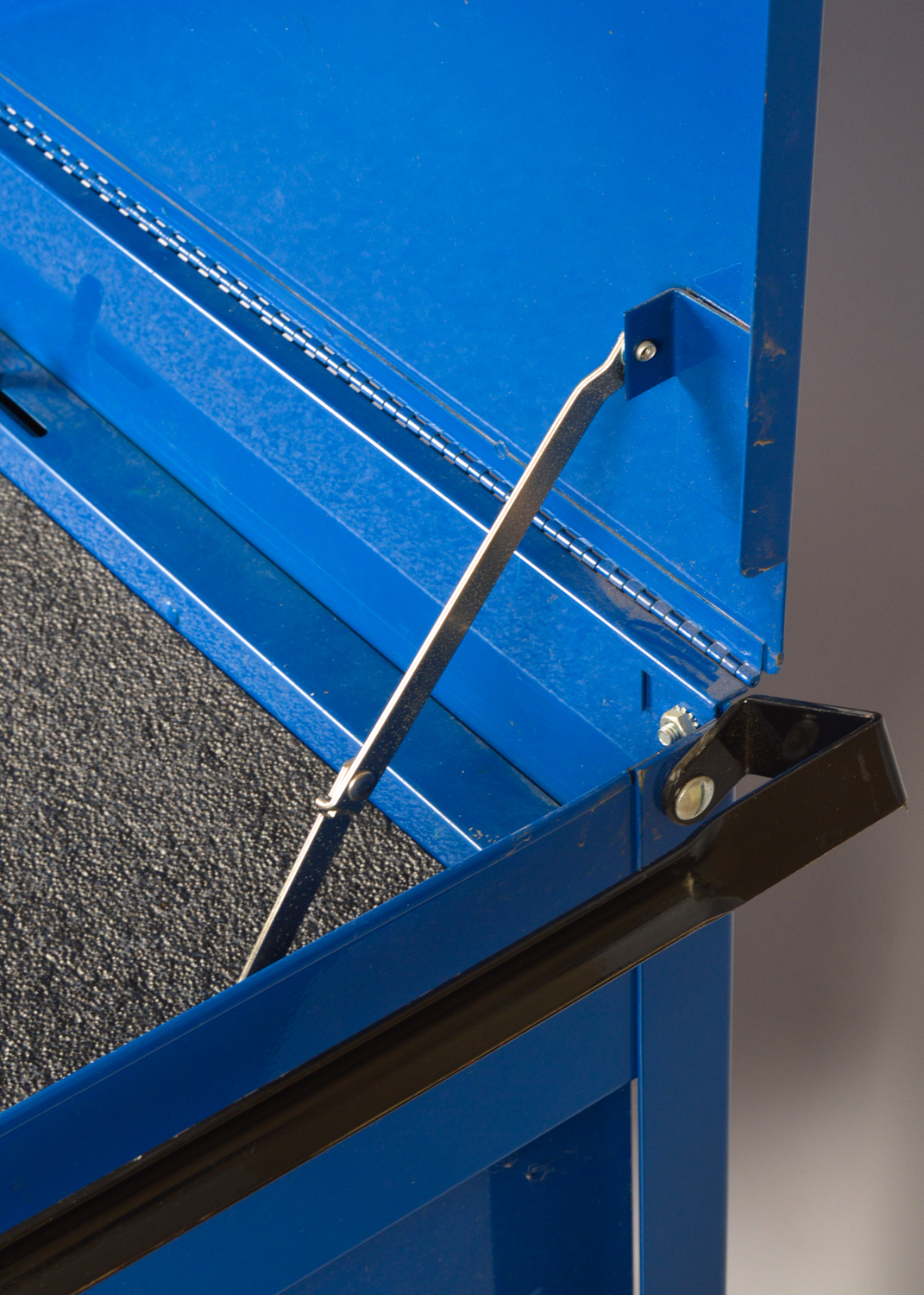 Matco Rolling Tool Cart with Lock