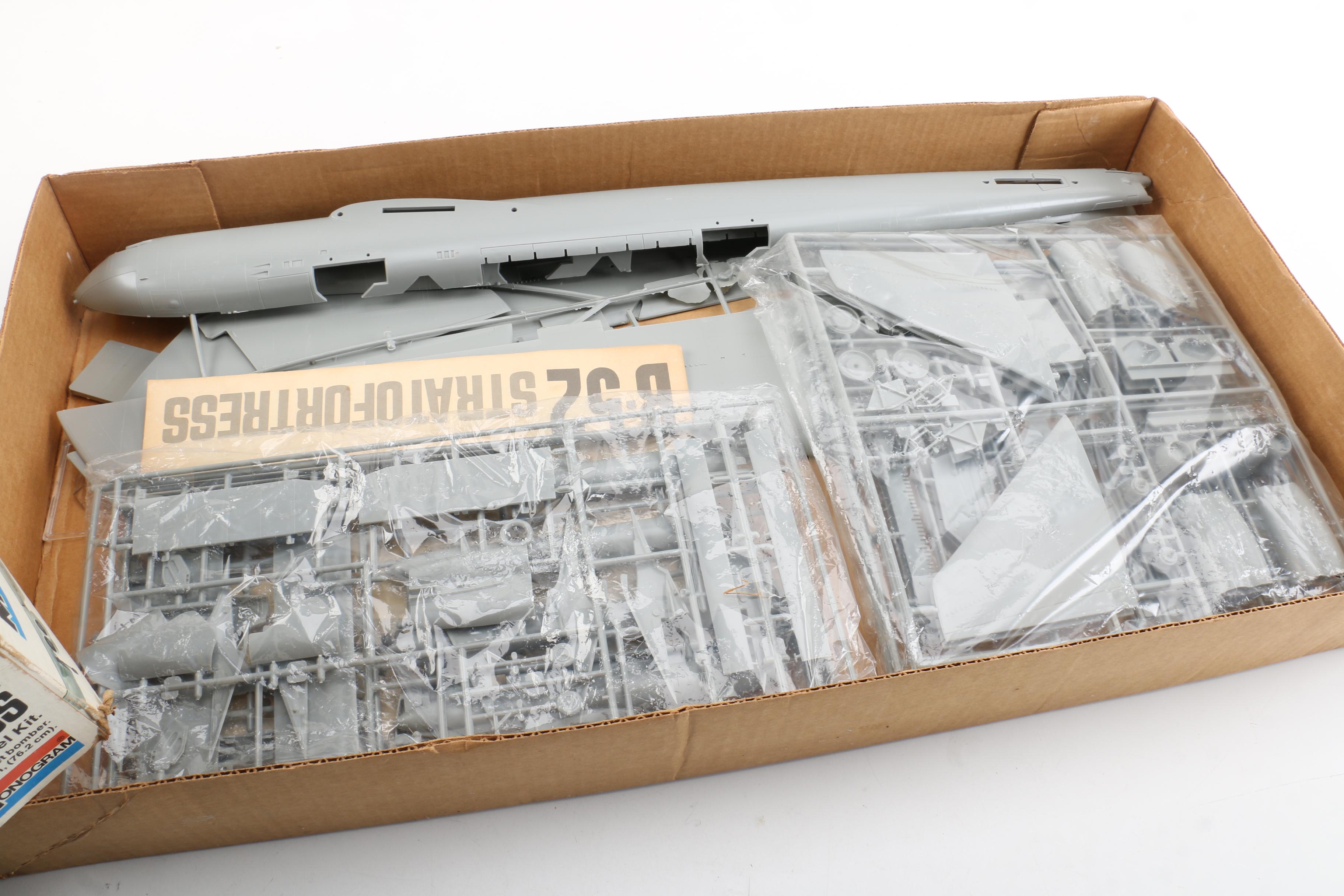 Monogram B-52 Stratofortress Model Airplane