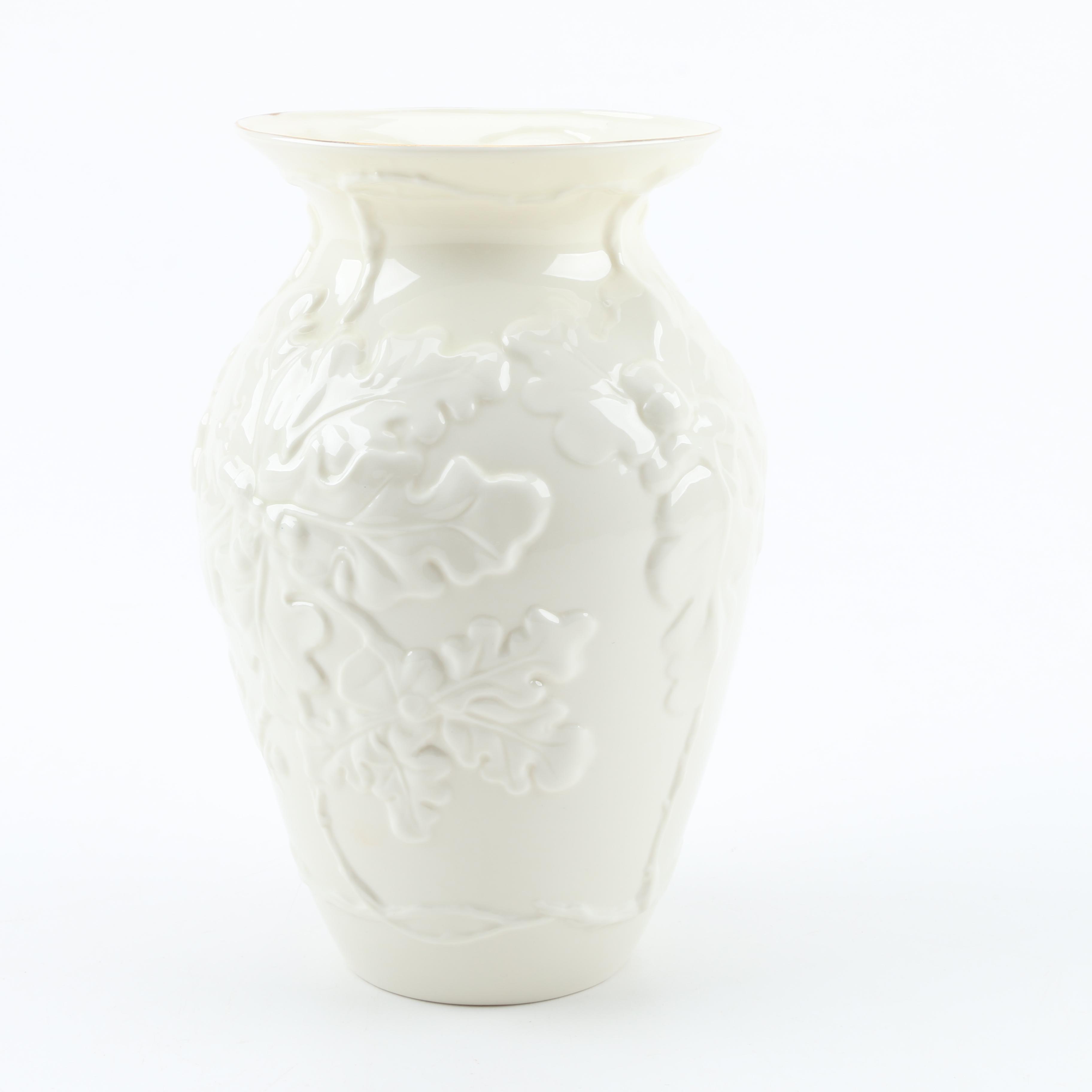 Belleek Floriate Vase