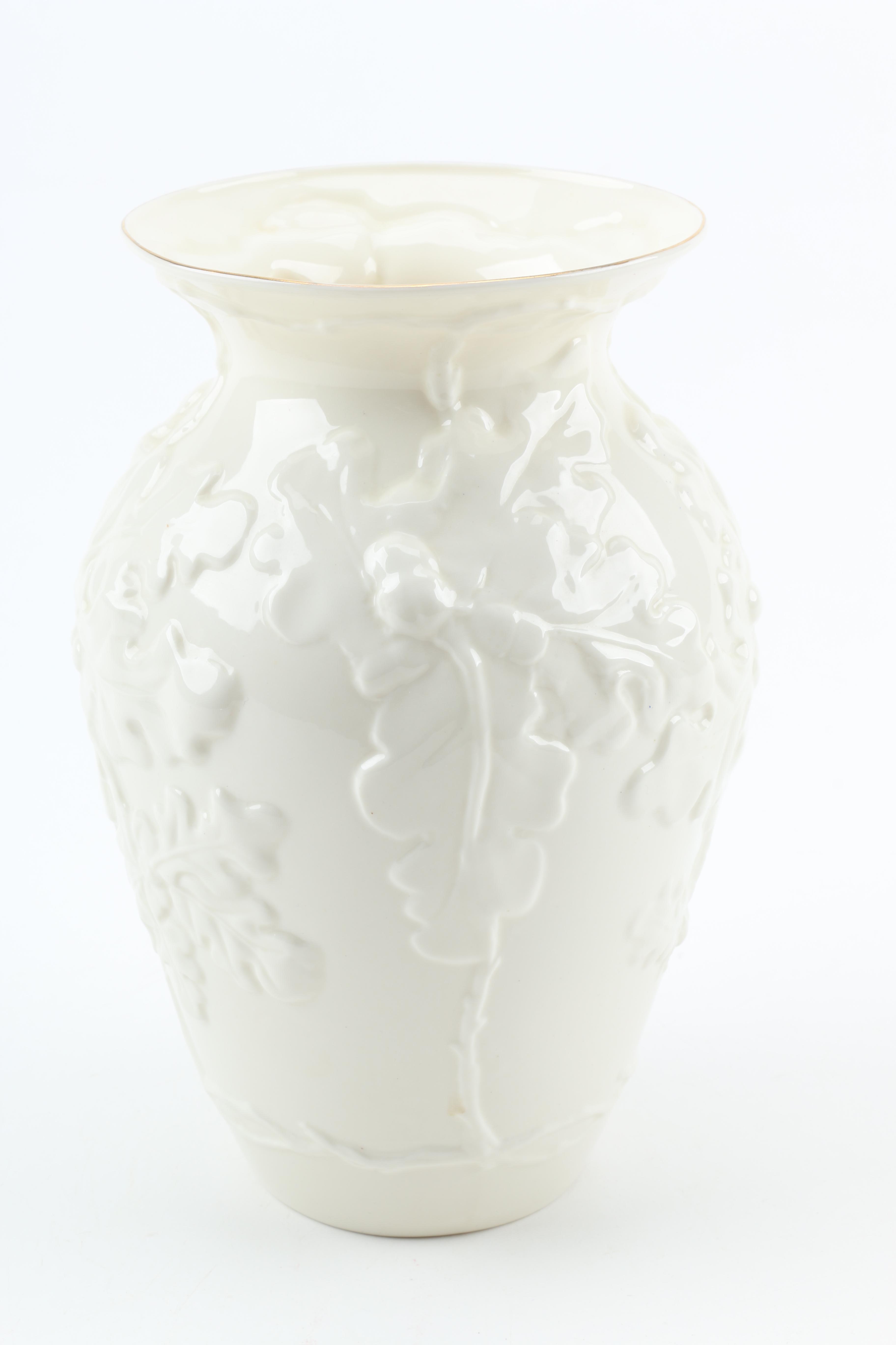 Belleek Floriate Vase