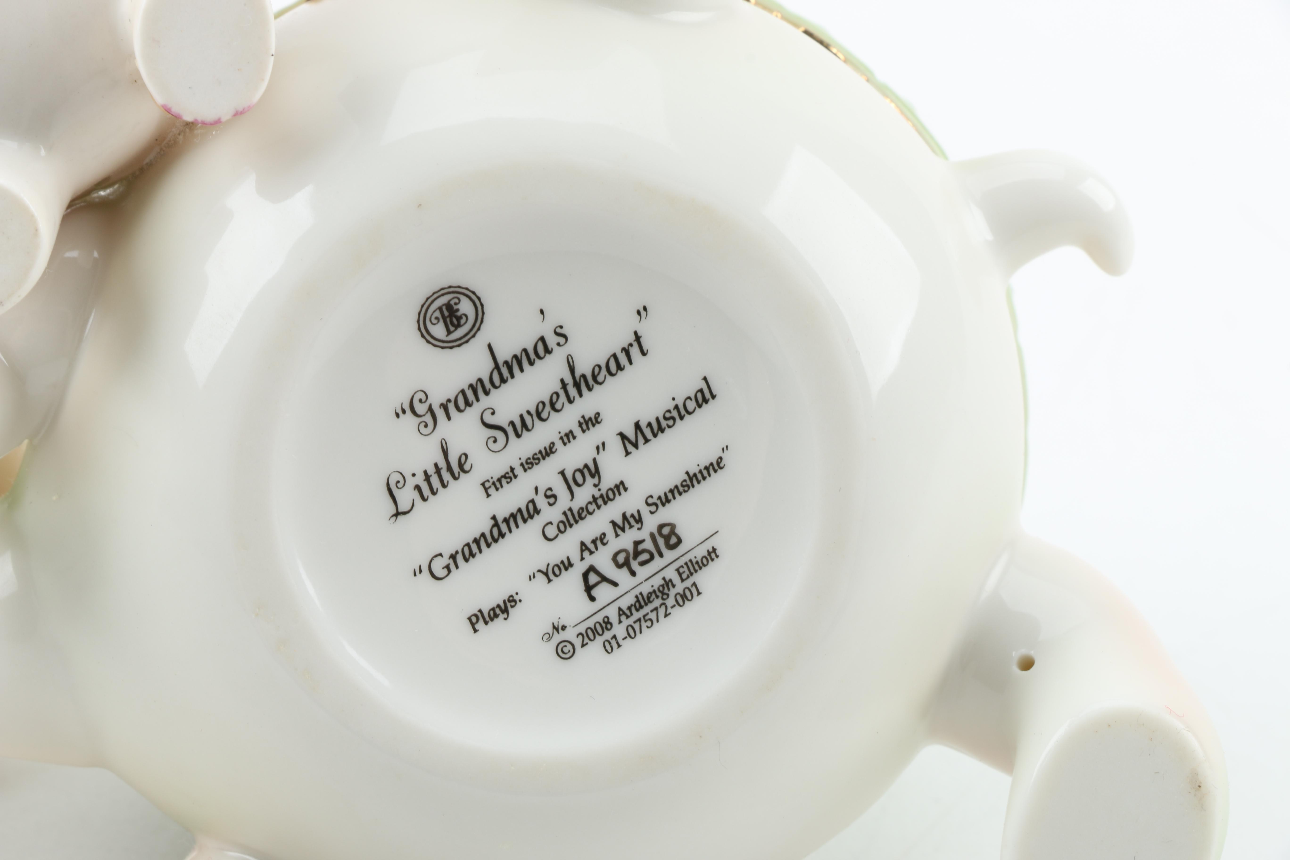 Bradford Exchange Porcelain Turtle Musical Trinket Boxes