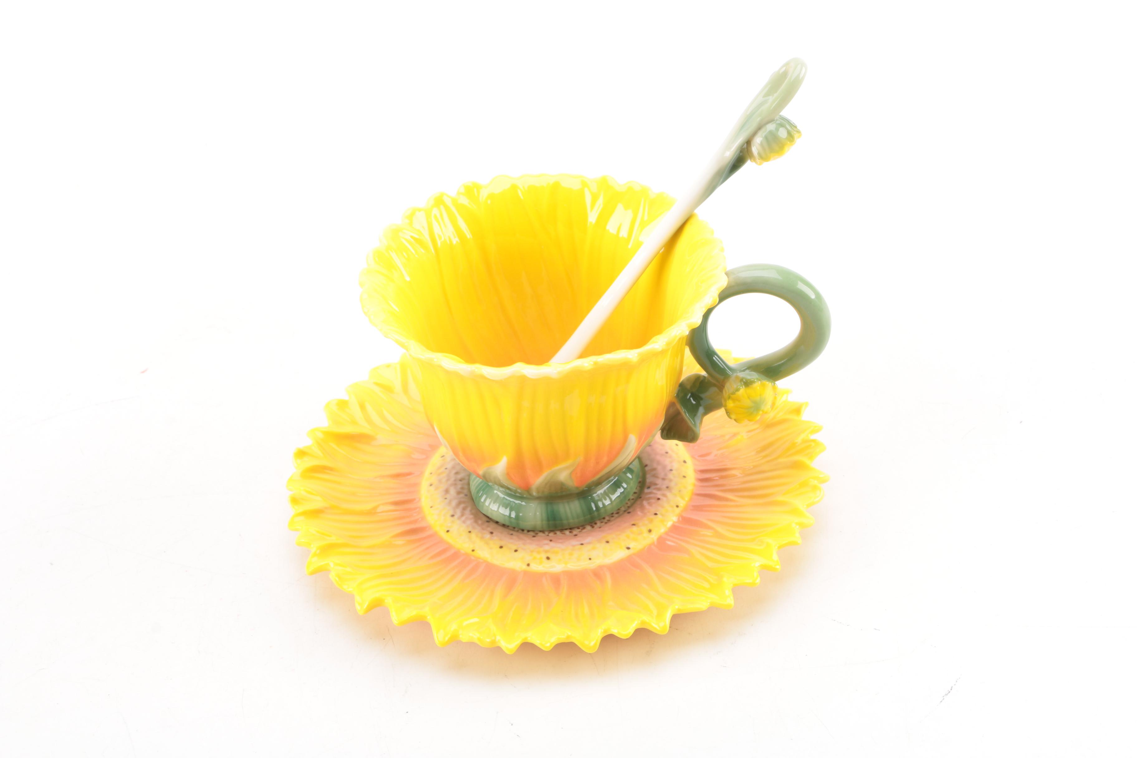 Pier 1 "Sunflower" Novelty Floral Tea Set