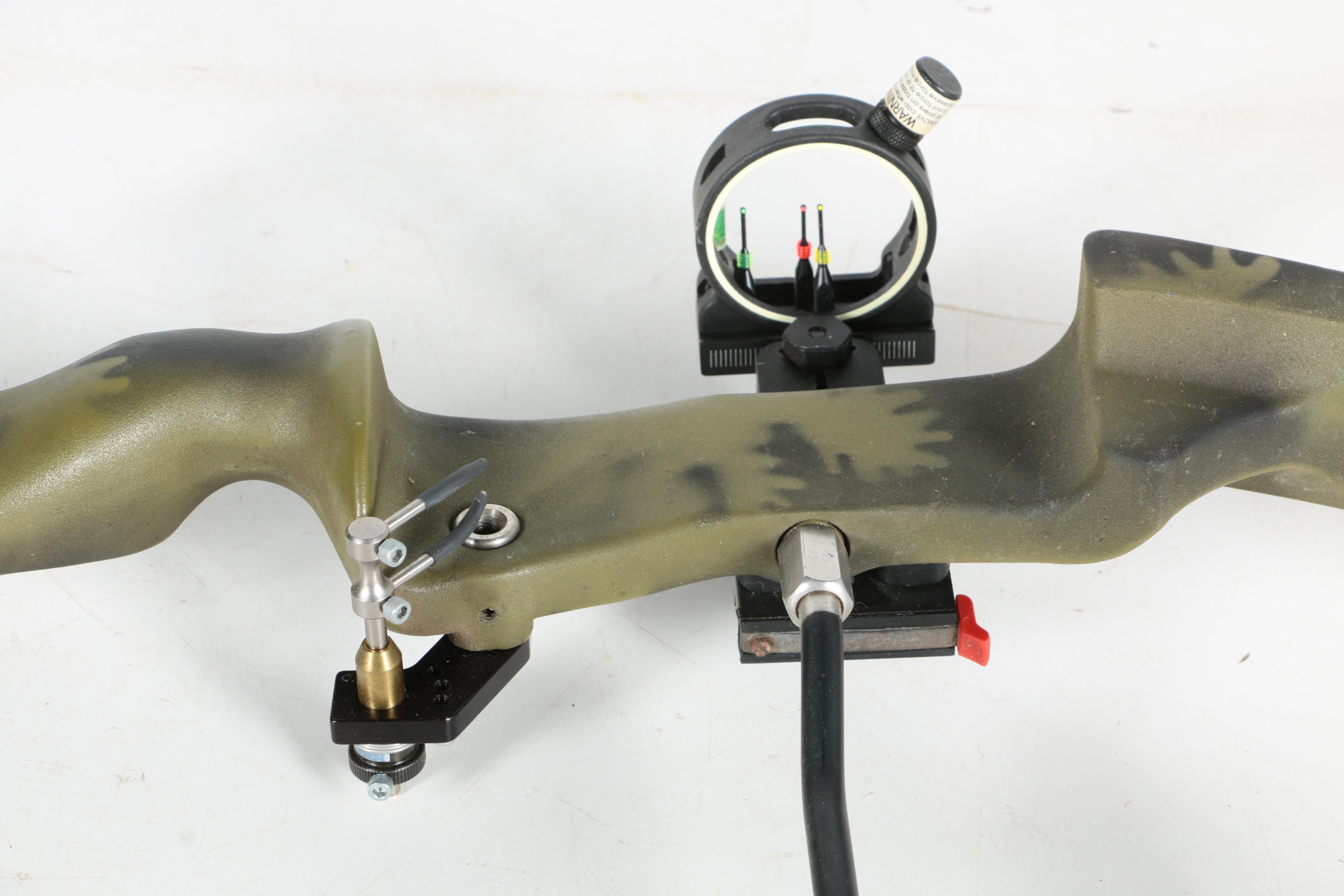 Bear "Whitetail II" Compound Bow With Case