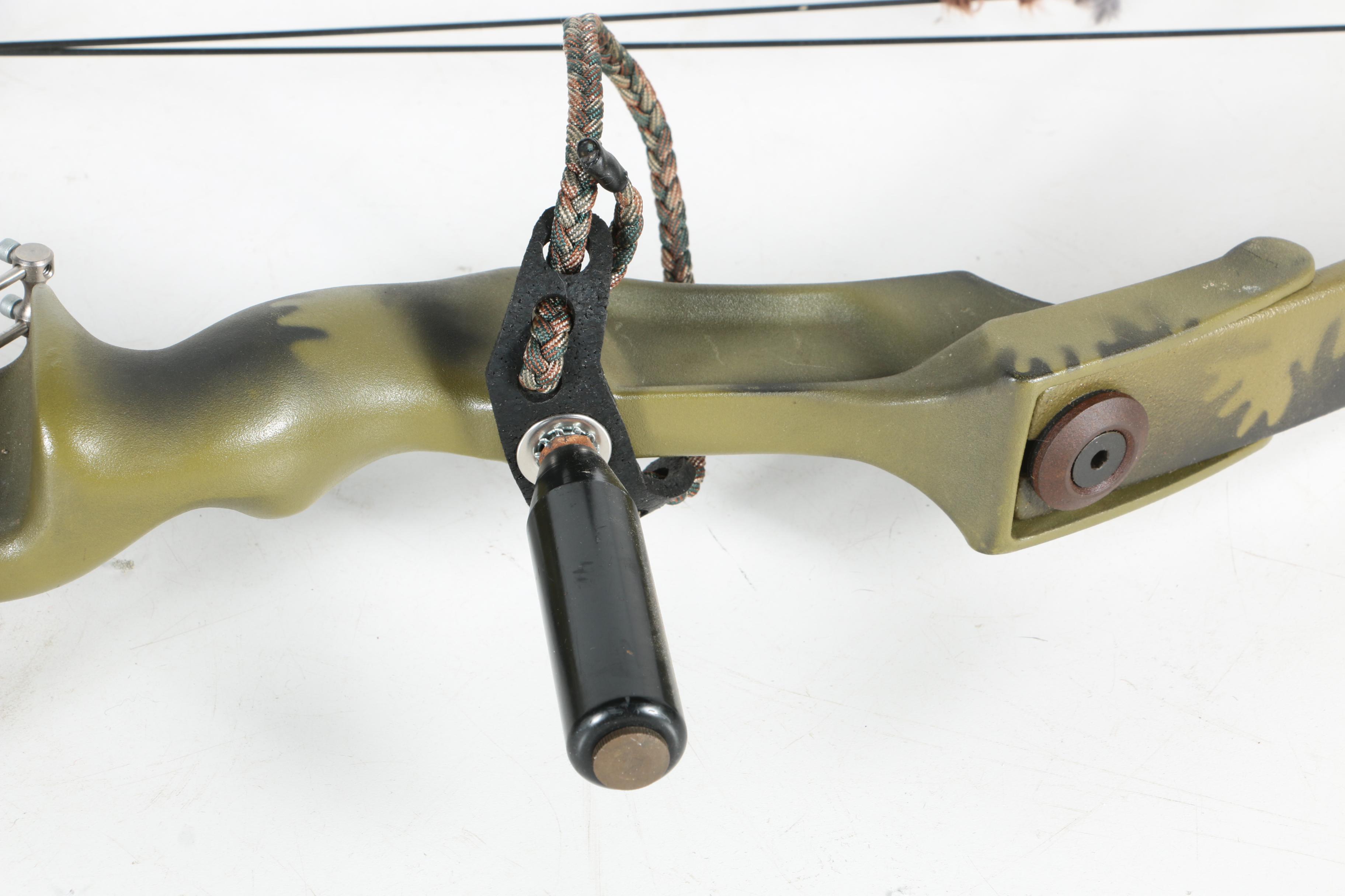 Bear "Whitetail II" Compound Bow With Case