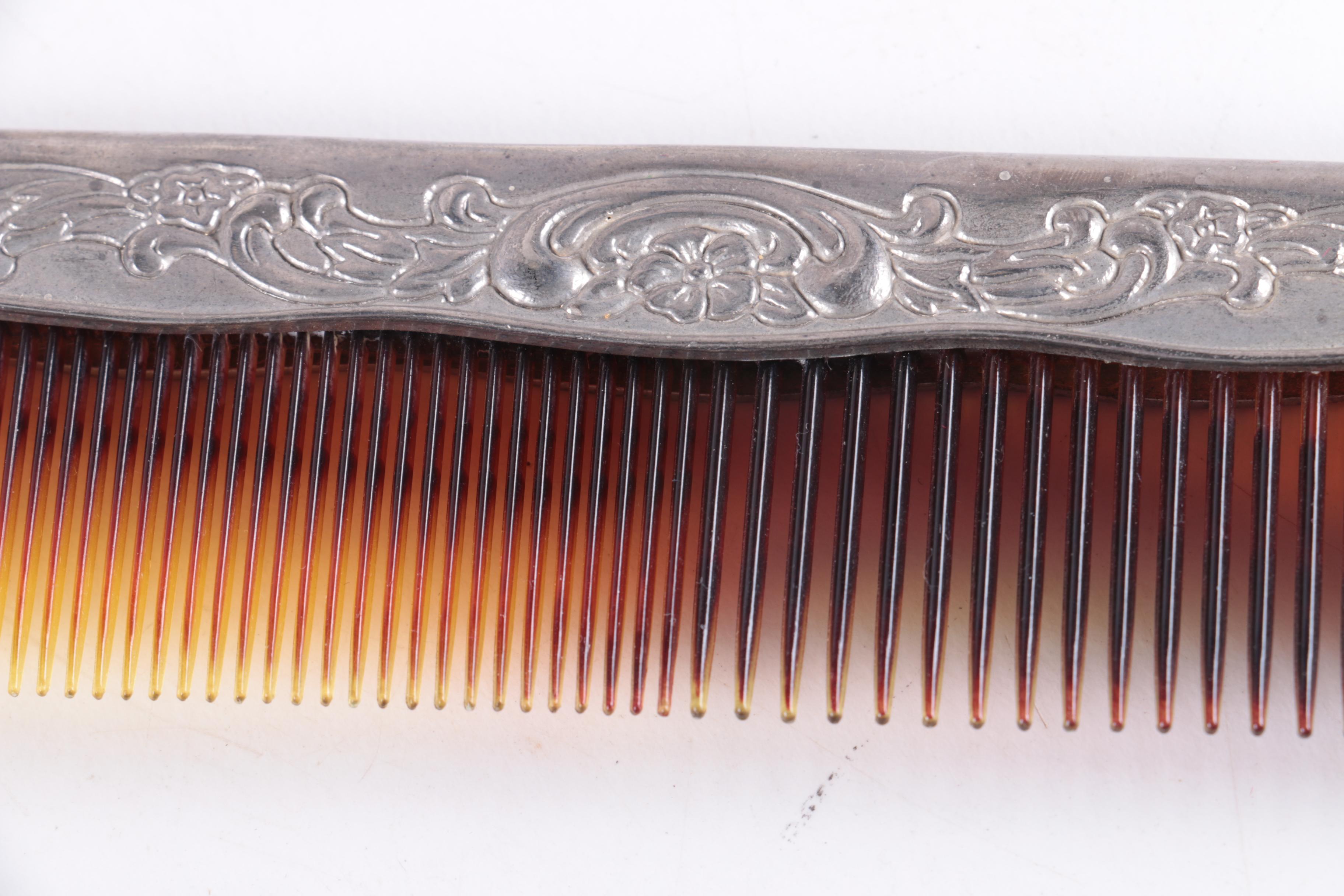 Scroll Motif Silver Tone Metal Vanity Accessories