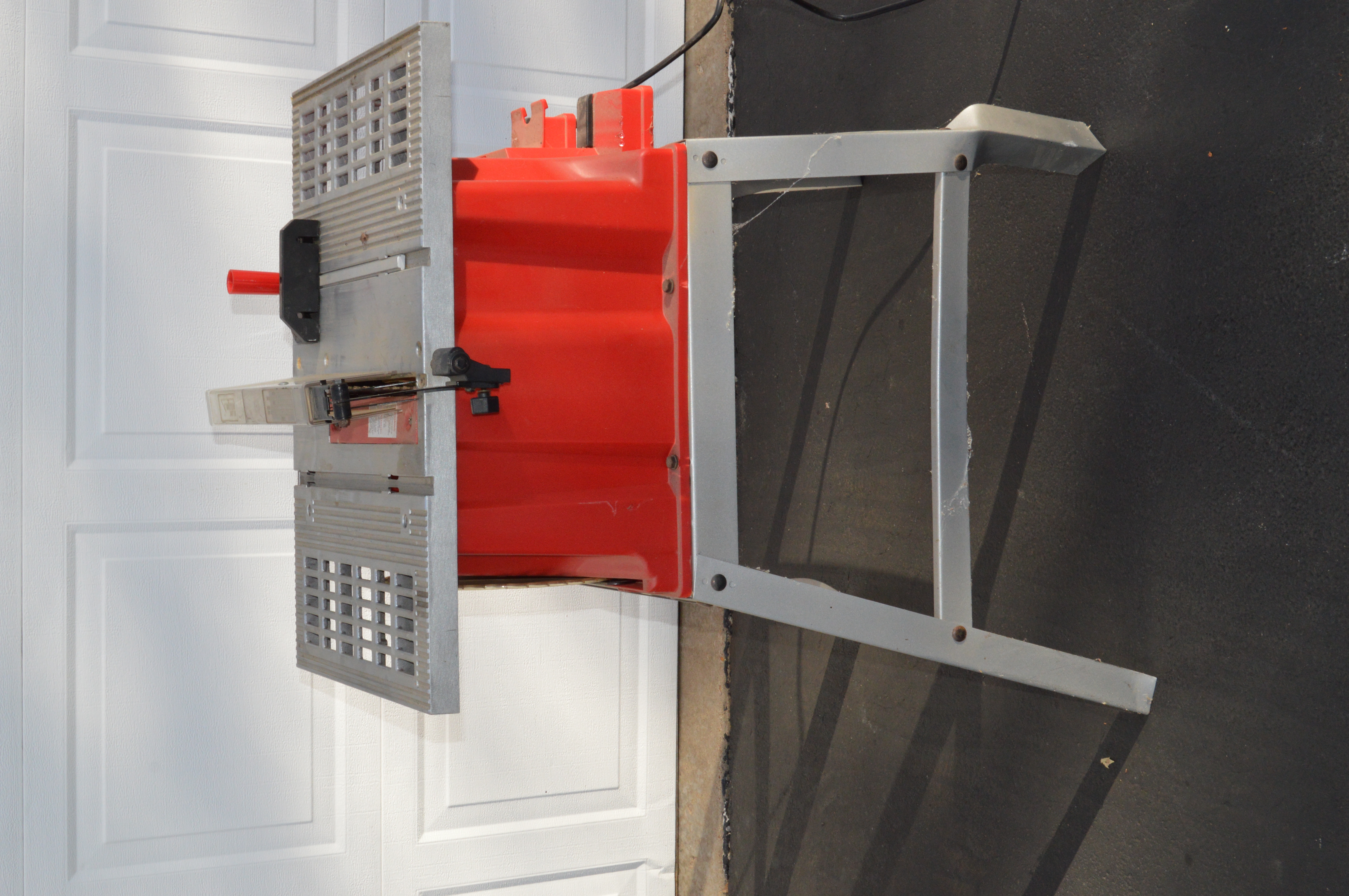 Tradesman 10" Bench Table Saw