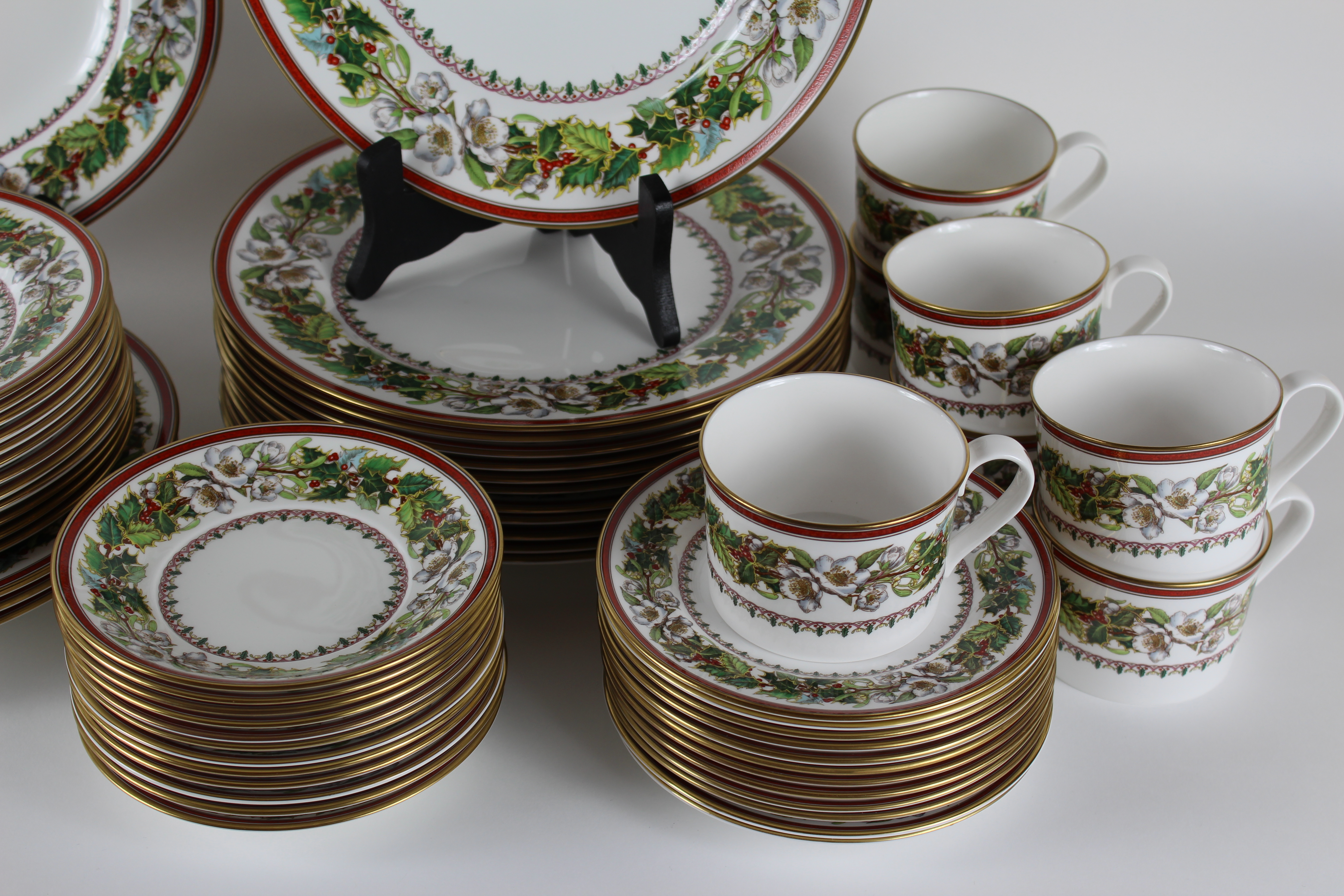 Spode "Christmas Rose" Fine Bone China