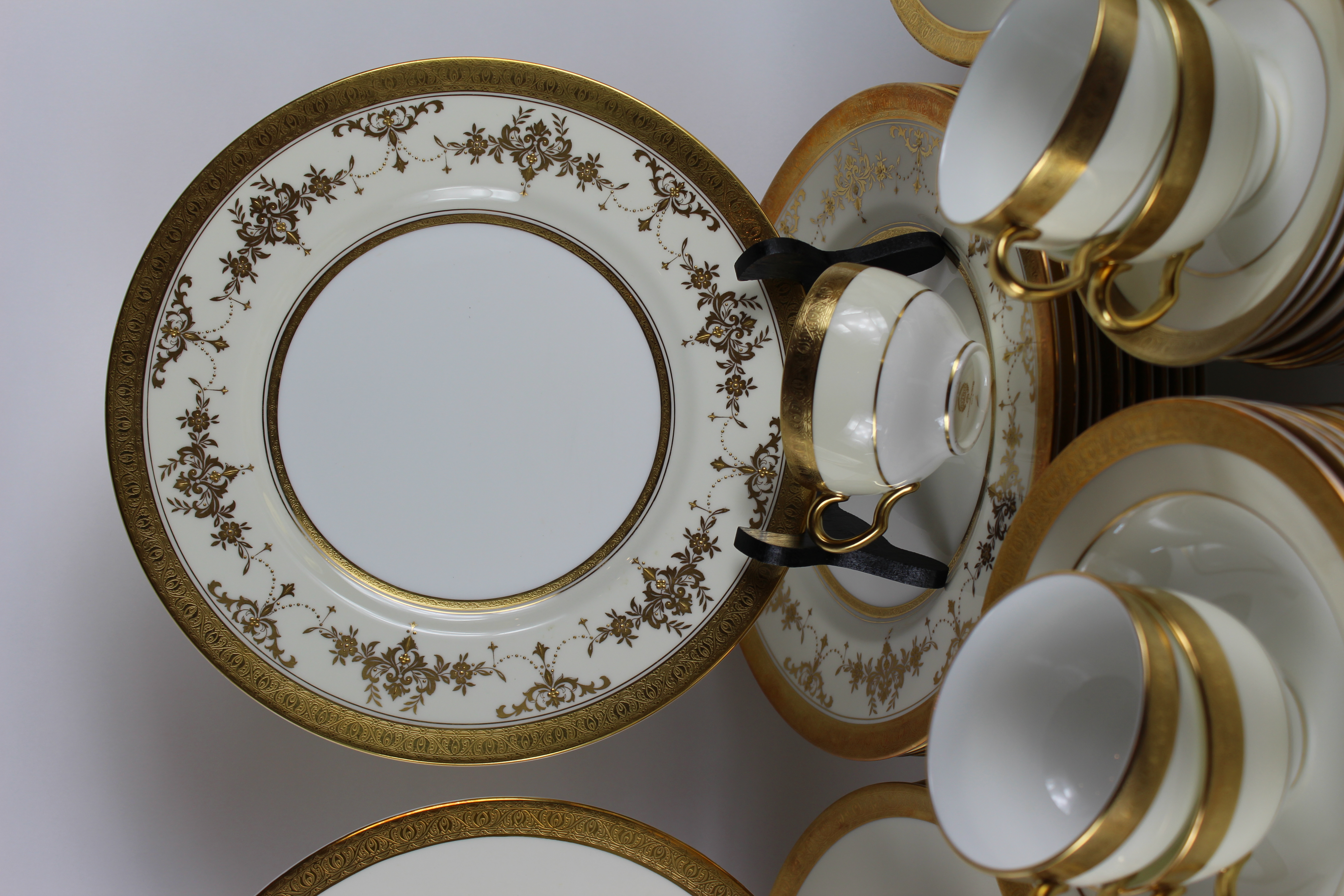 Minton Fine Bone China Dinnerware Plus Serving Pieces including "Buckingham"